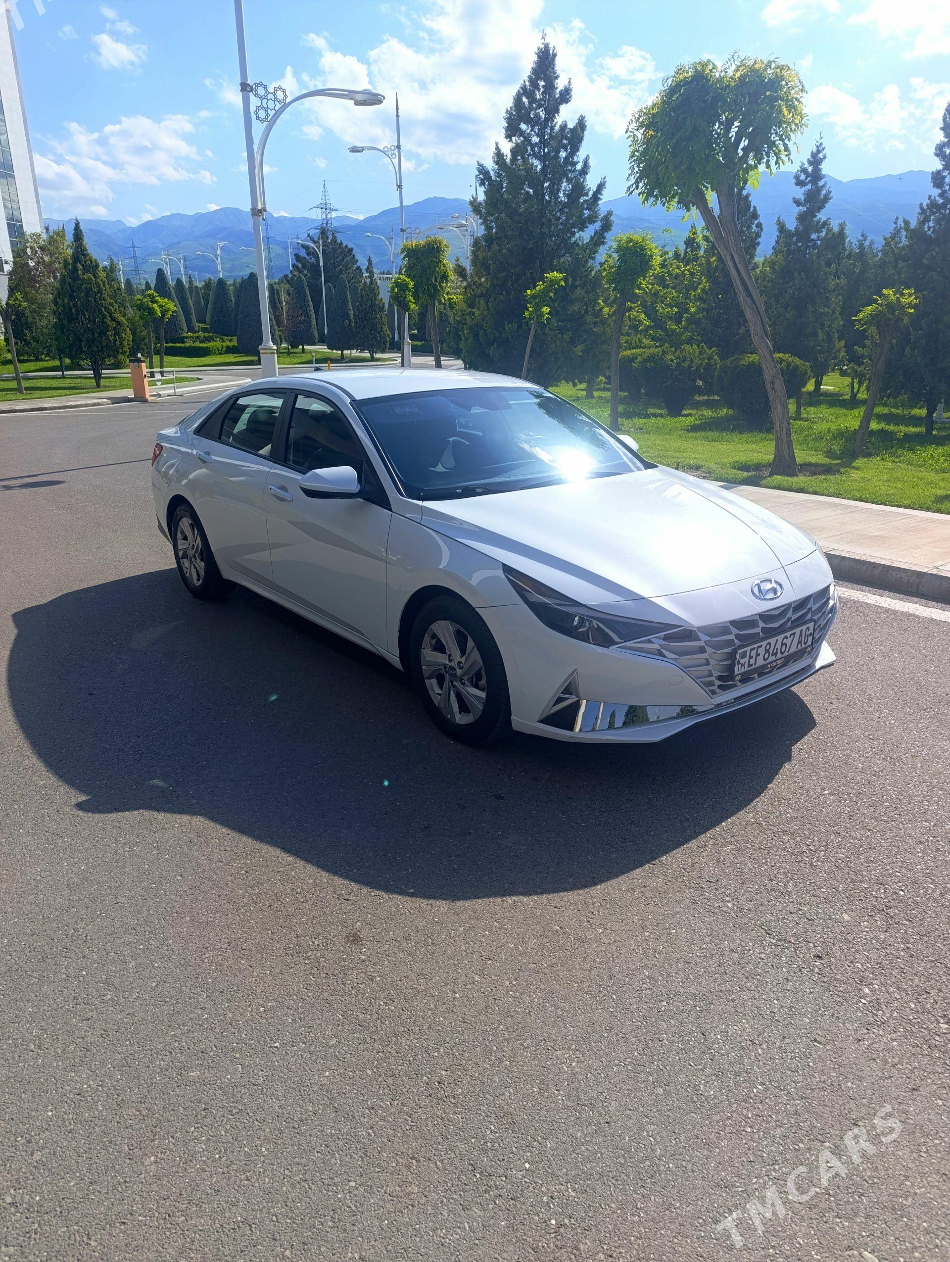 Hyundai Elantra 2021 - 245 000 TMT - Howdan "B" - img 1