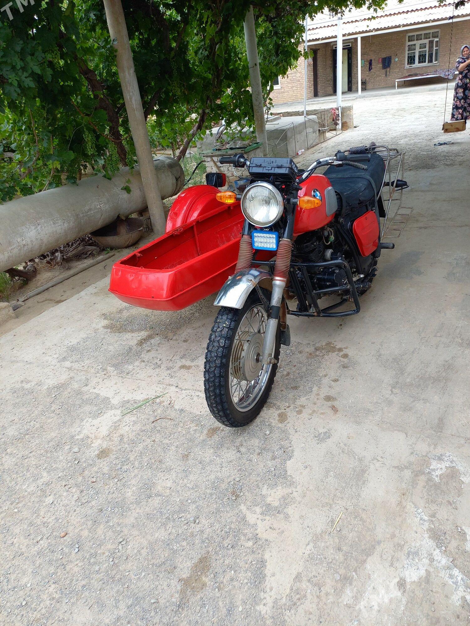Iž Planeta 1997 - 12 000 TMT - Берекет - img 1