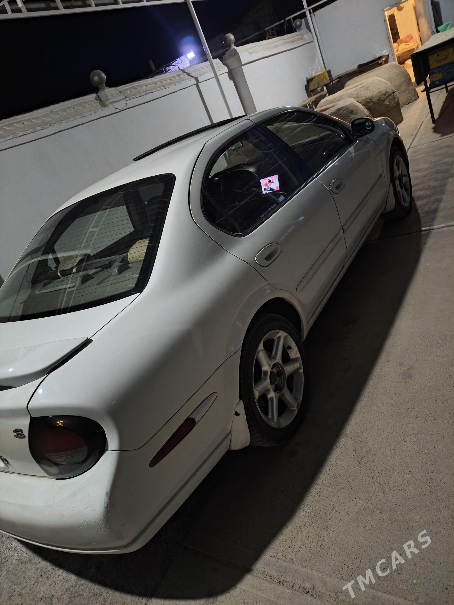 Nissan Maxima 2000 - 55 000 TMT - Gyzylarbat - img 1