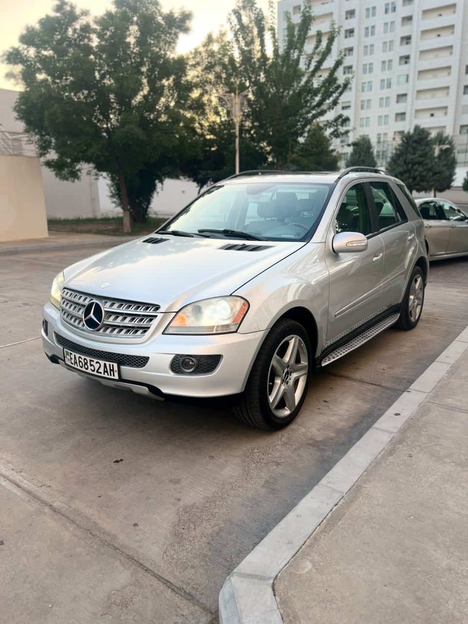 Mercedes-Benz ML350 2006 - 210 000 TMT - 11 mkr - img 1