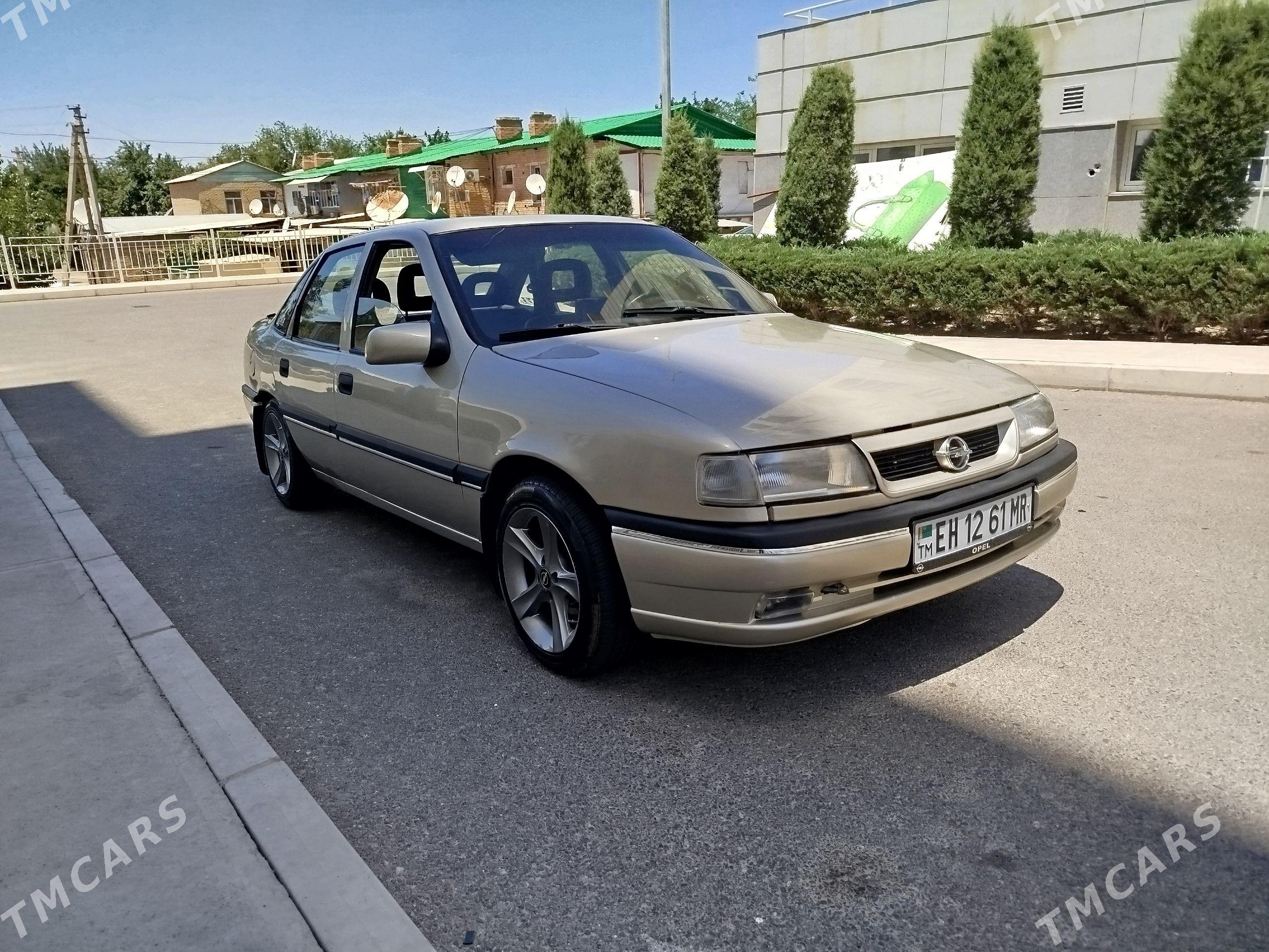 Opel Vectra 1992 - 53 000 TMT - Мары - img 1