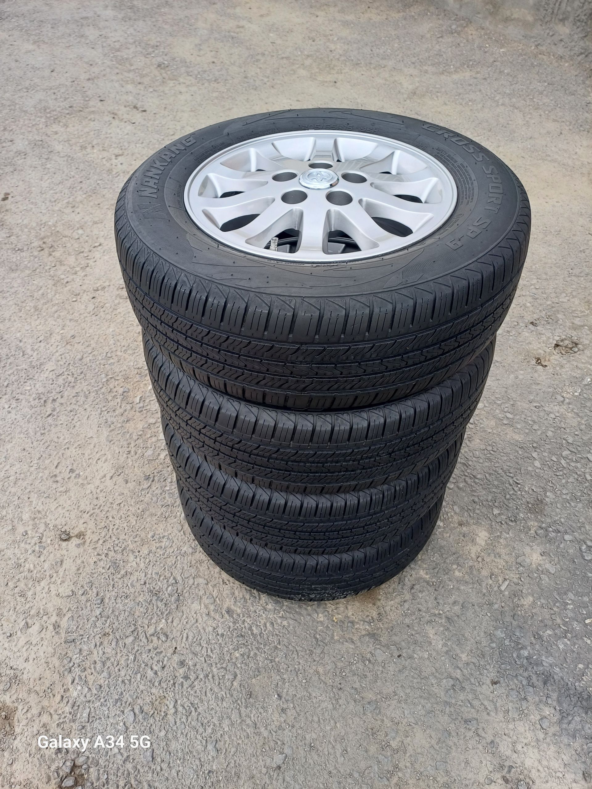 15 lik camry 5 300 TMT - Aşgabat - img 1