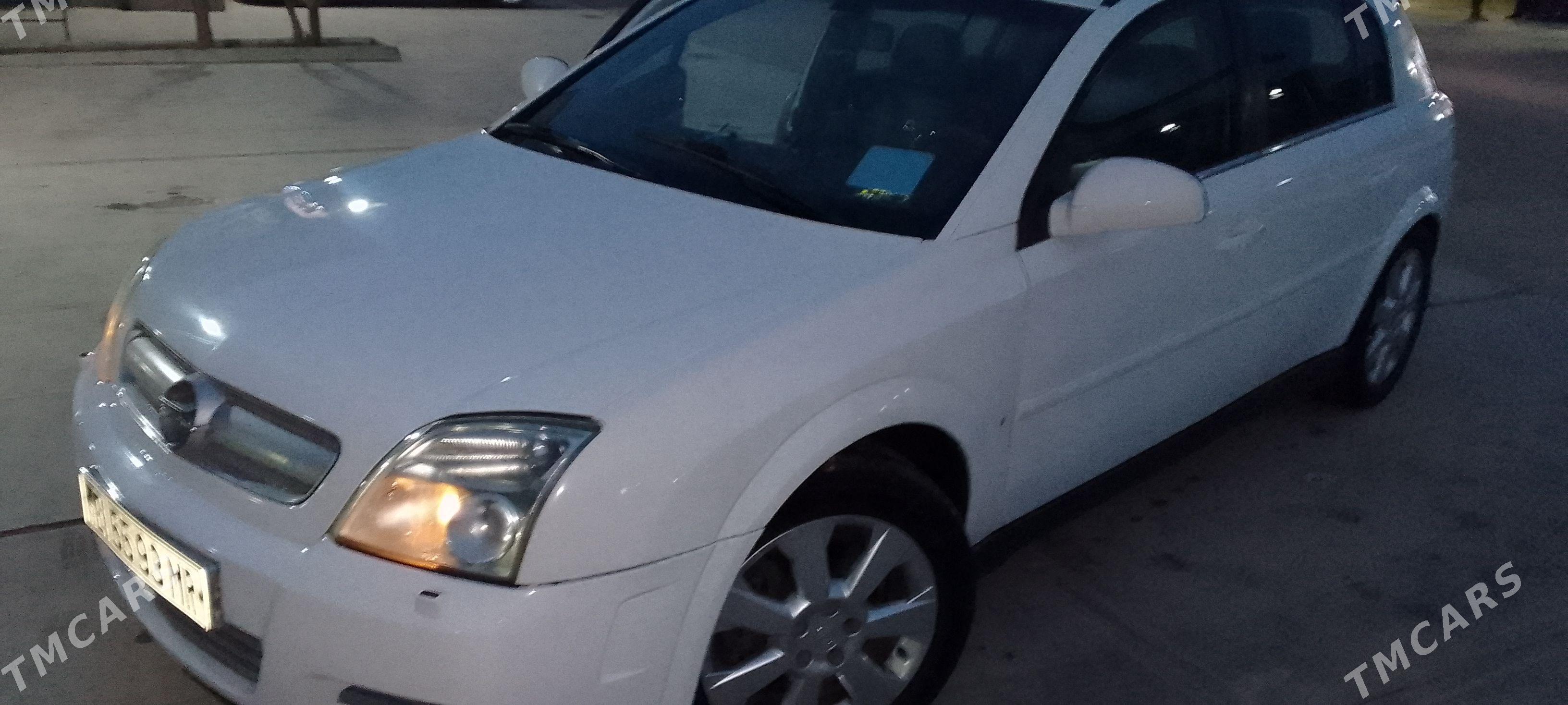Opel Signum 2003 - 100 000 TMT - Мары - img 1