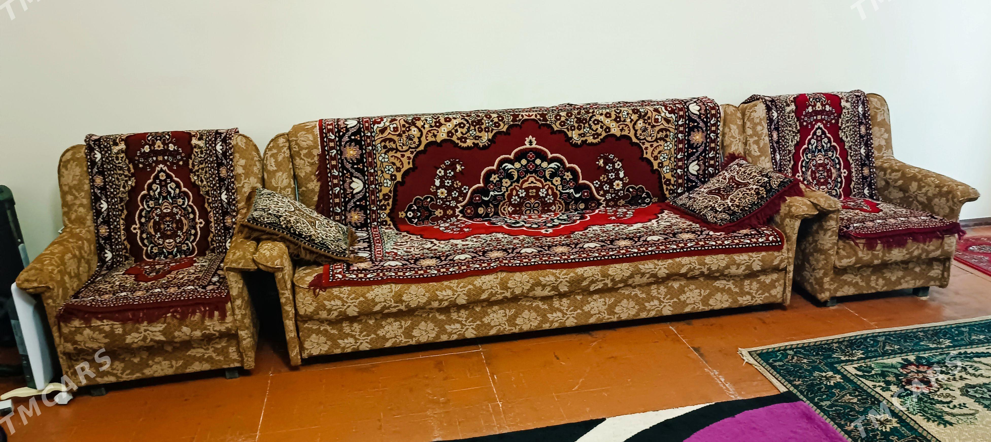 Diwan-kresla. - Gyzylarbat - img 1