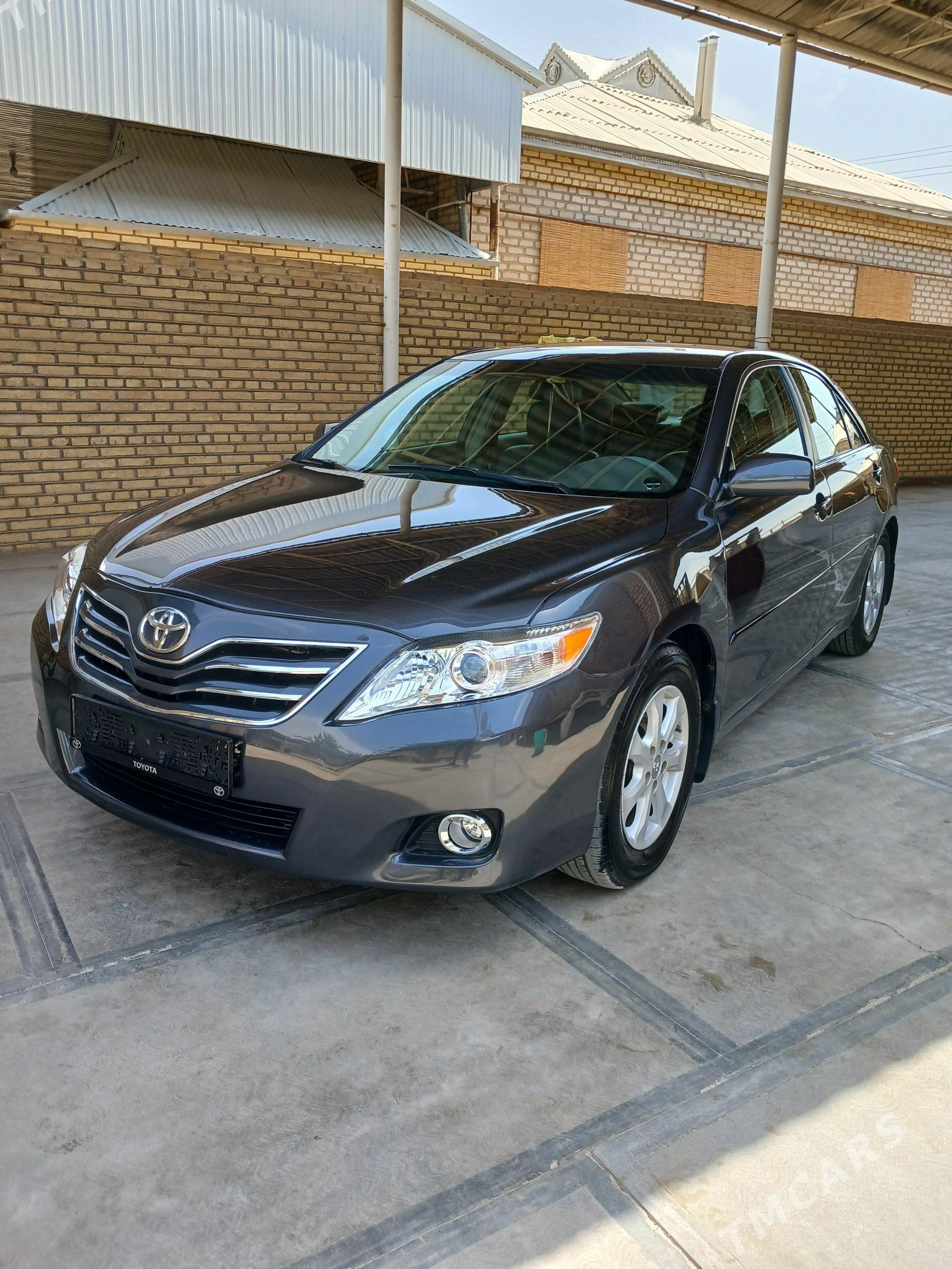 Toyota Camry 2010 - 210 000 TMT - Мары - img 1
