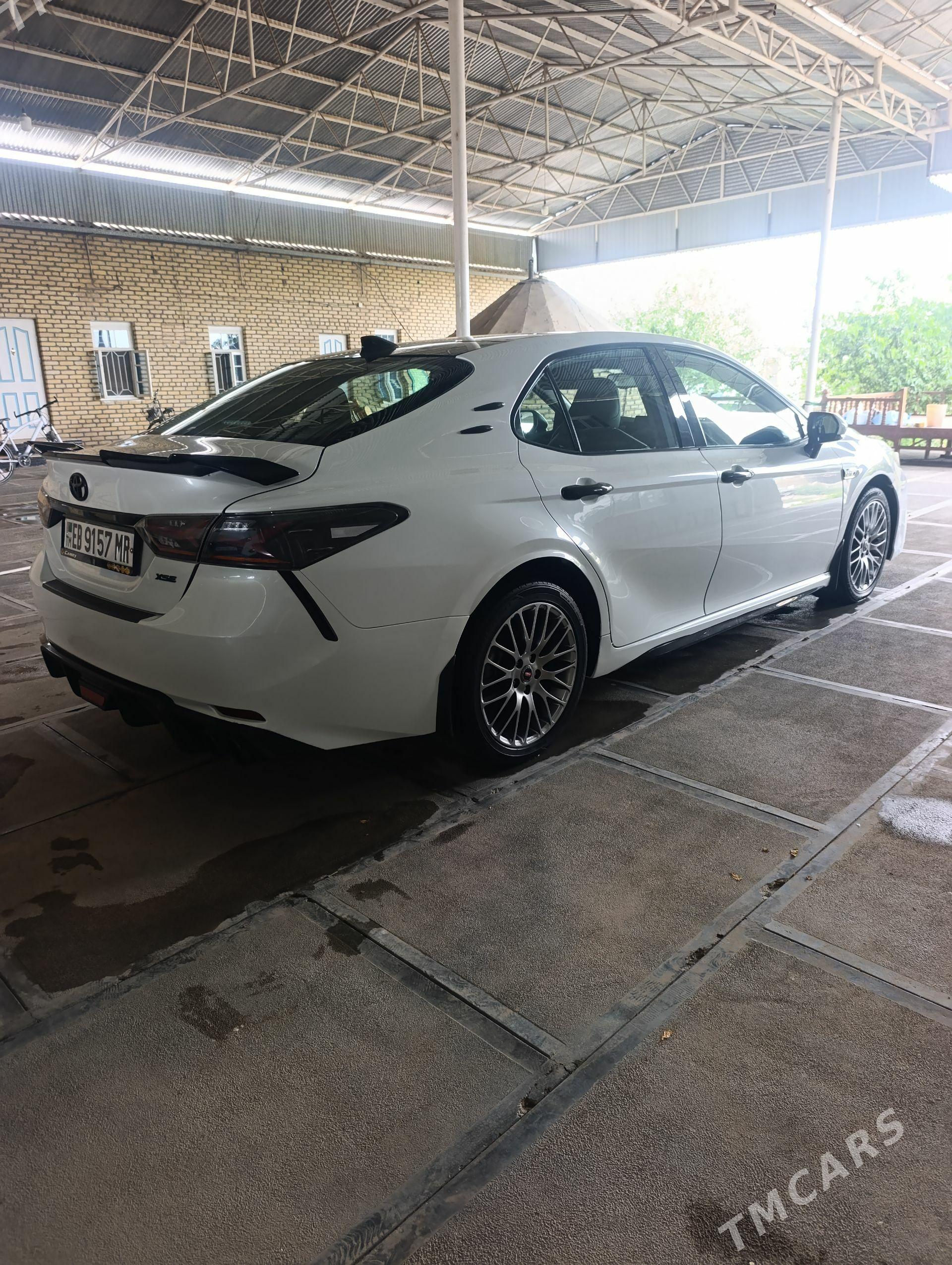 Toyota Camry 2022 - 420 000 TMT - Сакарчага - img 1