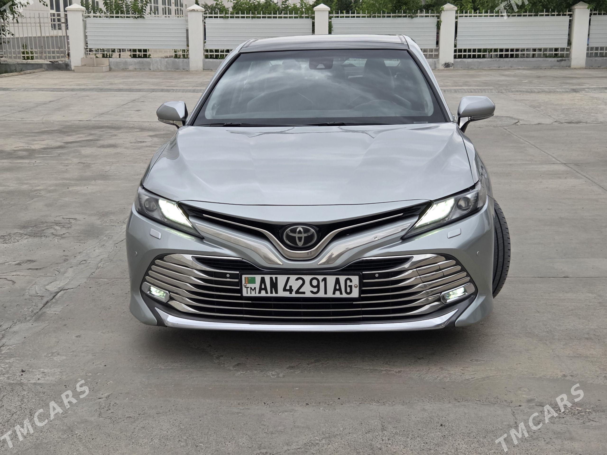 Toyota Camry 2018 - 380 000 TMT - Ашхабад - img 1