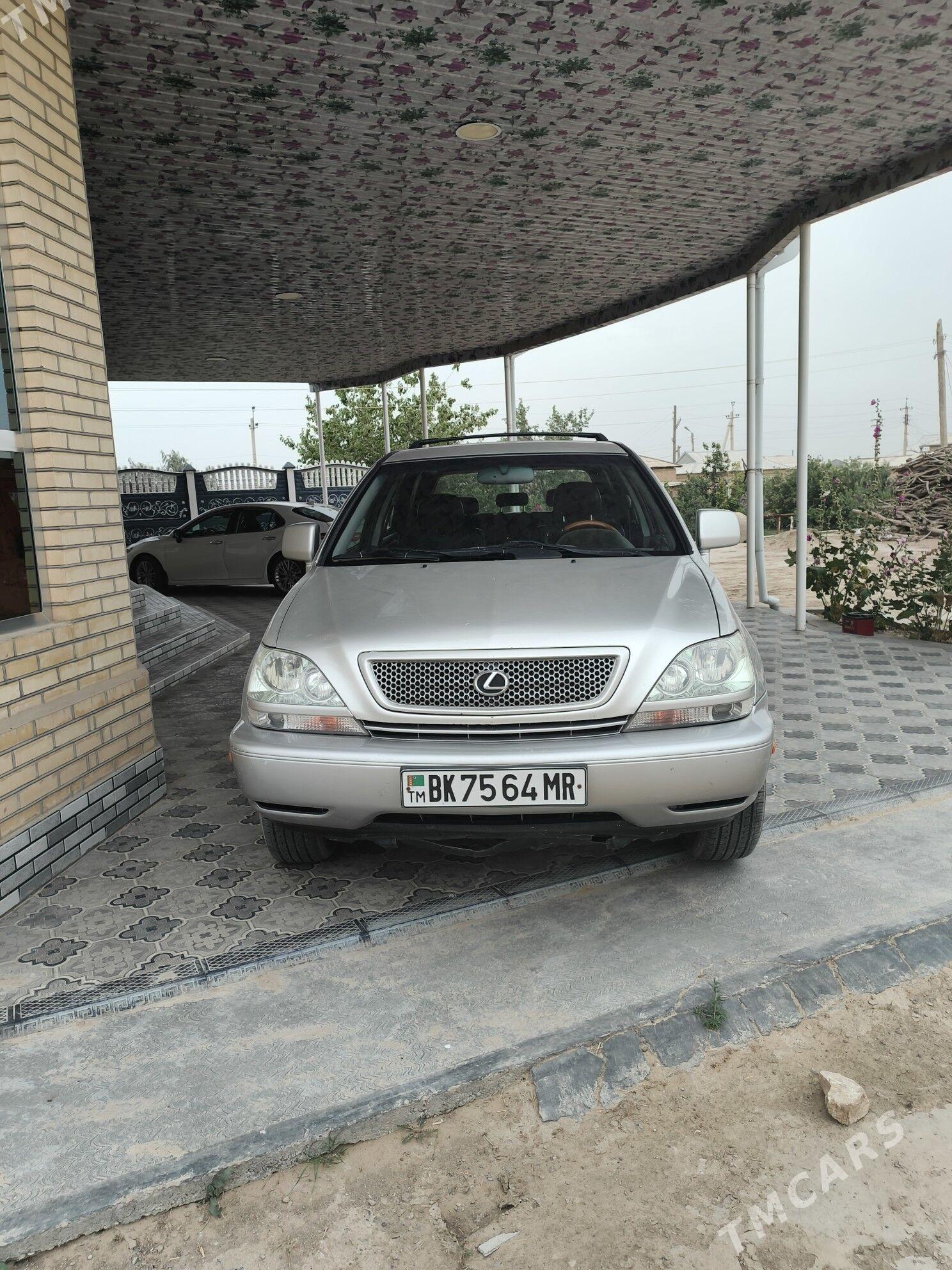 Lexus RX 300 2002 - 250 000 TMT - Сакарчага - img 1