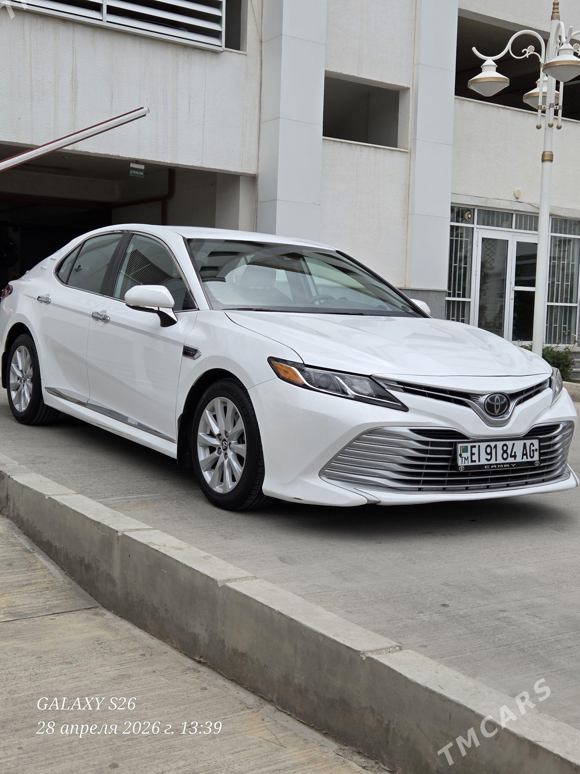 Toyota Camry 2019 - 330 000 TMT - Hitrowka - img 1