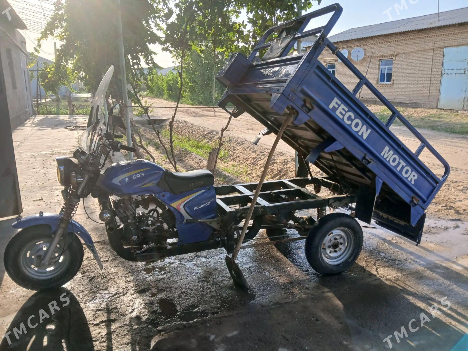 Fekon FK200-14G 2014 - 14 000 TMT - Dänew - img 1