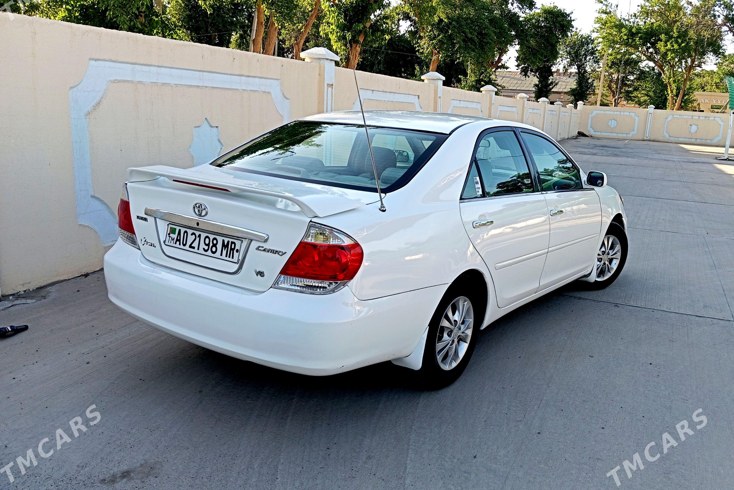 Toyota Camry 2004 - 180 000 TMT - Байрамали - img 1