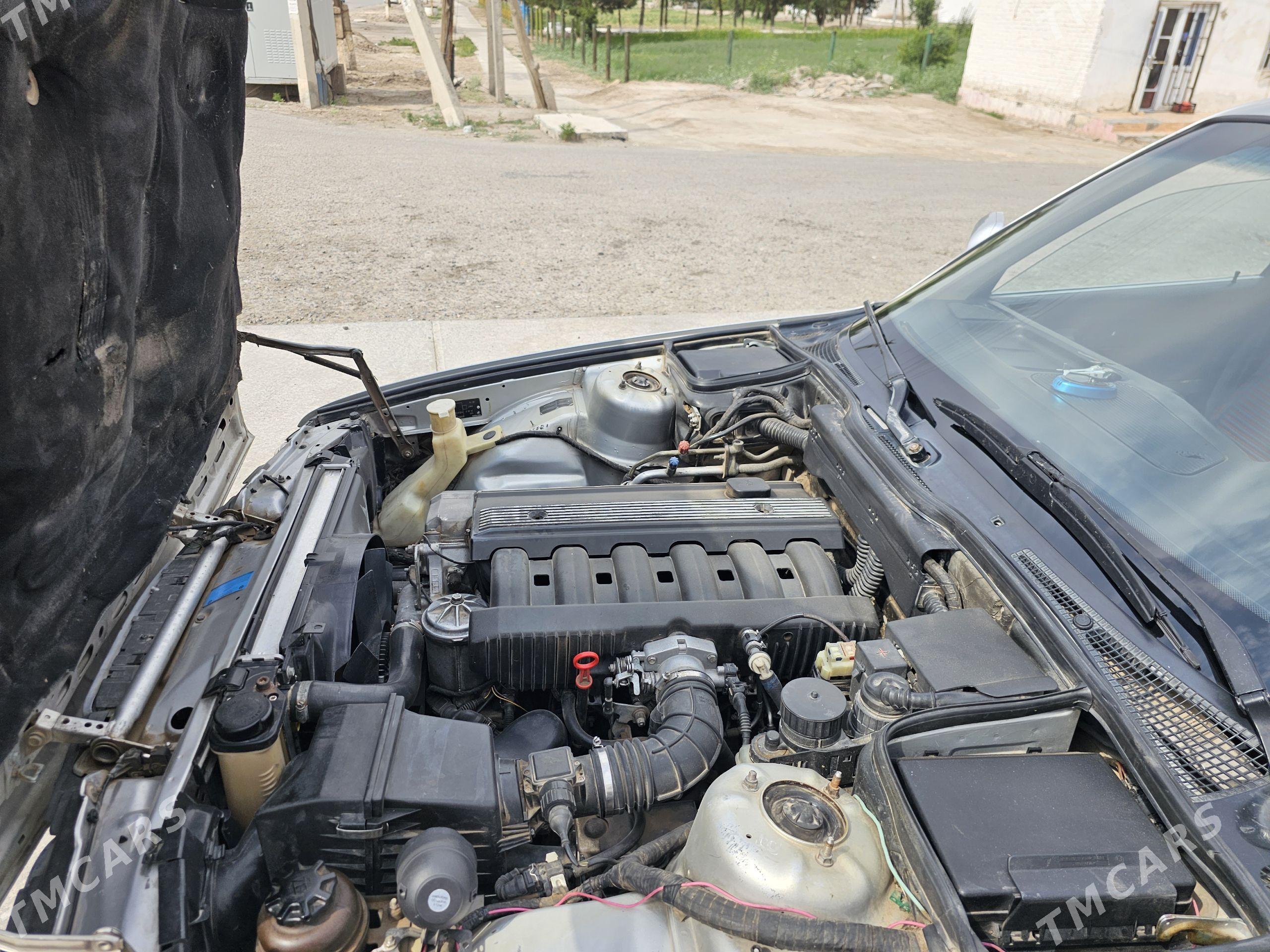 BMW 520 1992 - 100 000 TMT - Dänew - img 1