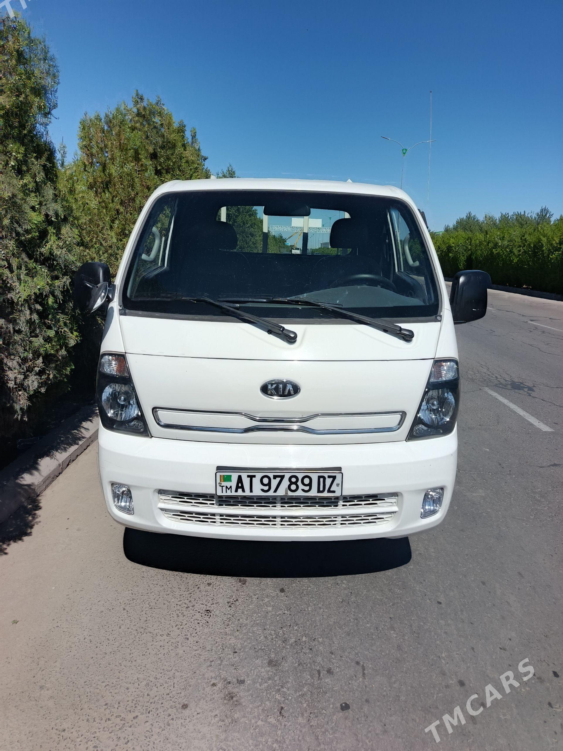Kia Bongo 2013 - 225 000 TMT - Дашогуз - img 1