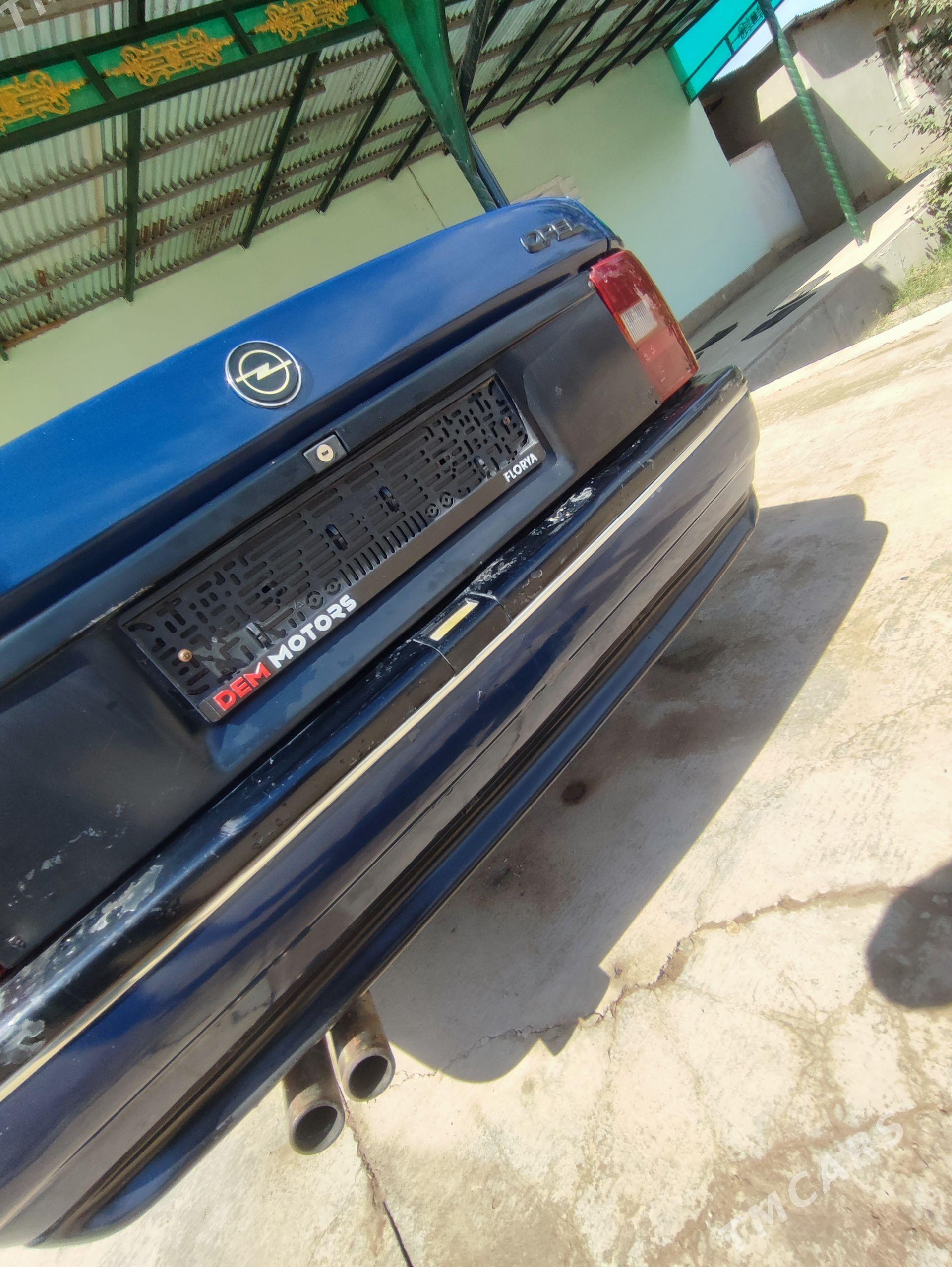 Opel Vectra 1992 - 42 000 TMT - Шабатский этрап - img 1