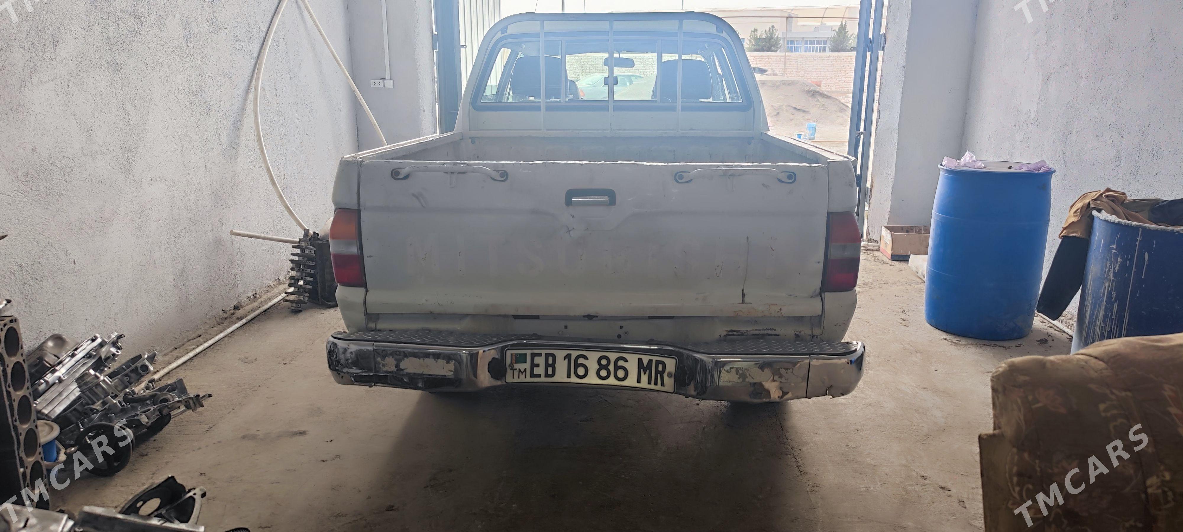 Mitsubishi L300 2000 - 88 888 TMT - Mary - img 1