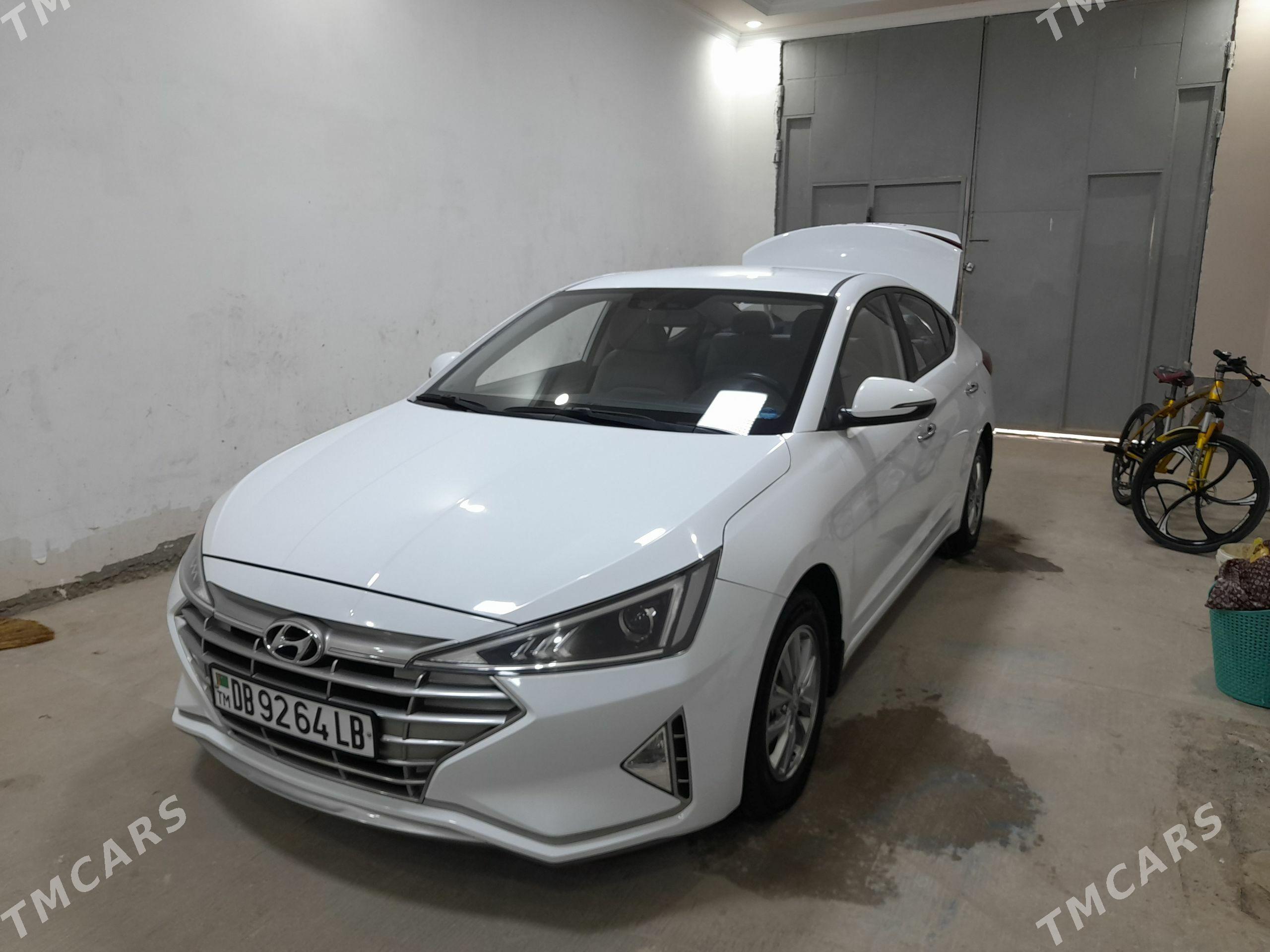 Hyundai Elantra 2019 - 240 000 TMT - Туркменабат - img 1