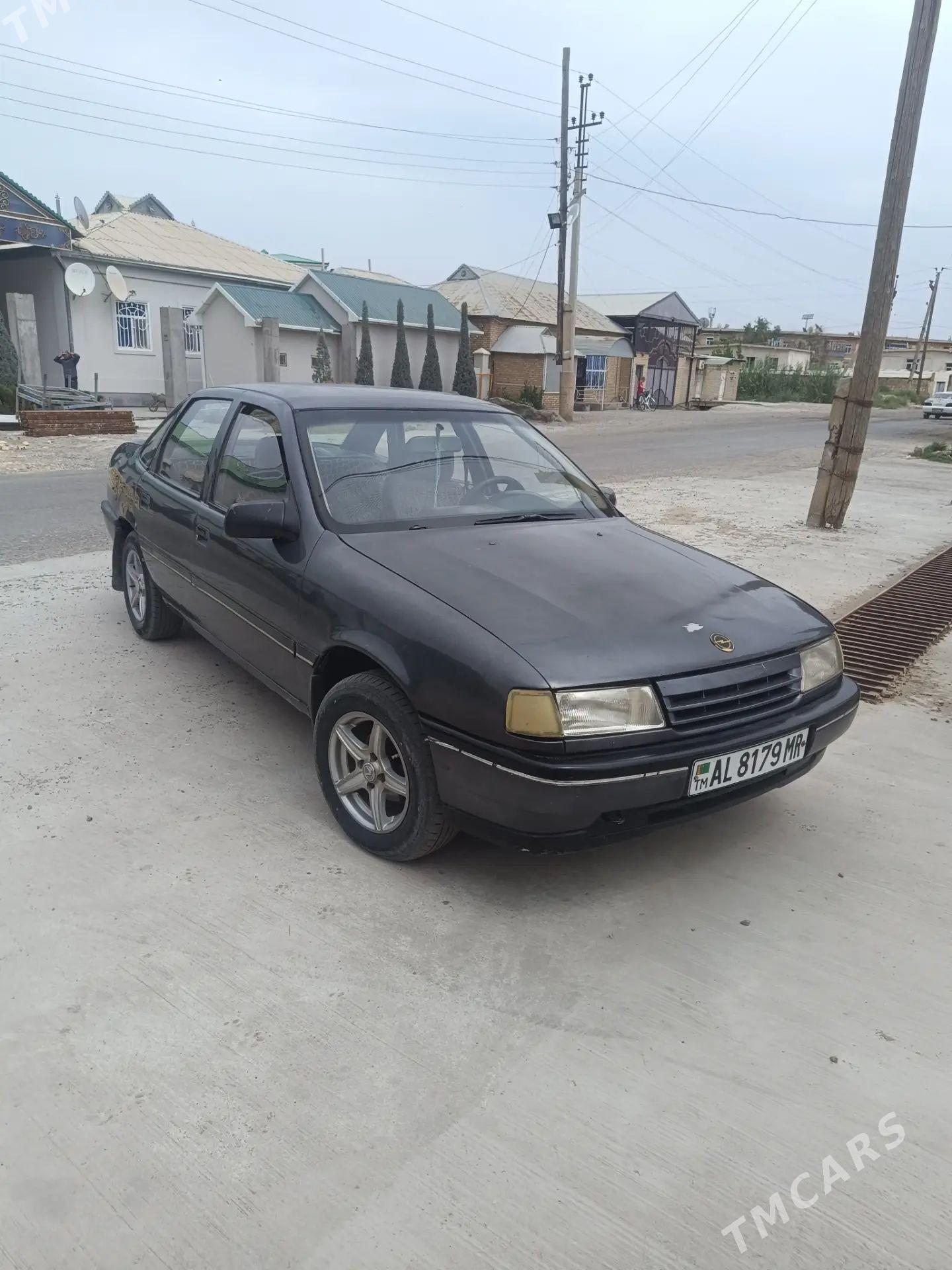Opel Vectra 1992 - 40 000 TMT - Mary - img 1