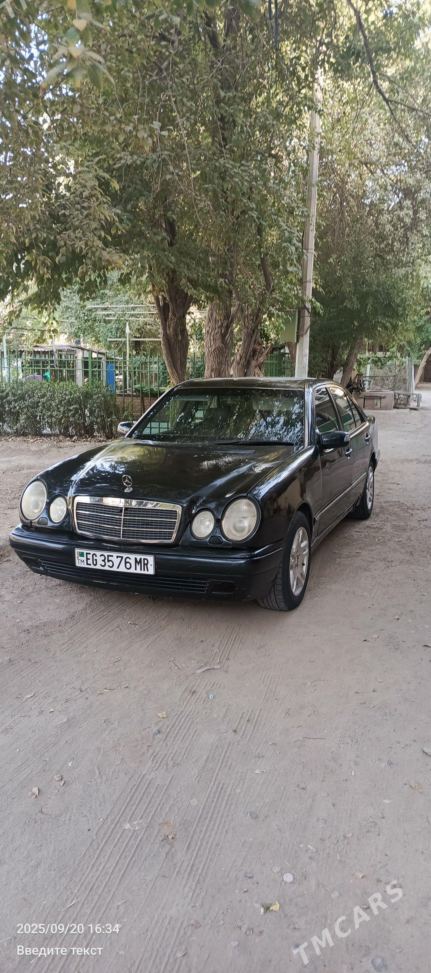 Mercedes-Benz E320 1998 - 40 000 TMT - Мары - img 1