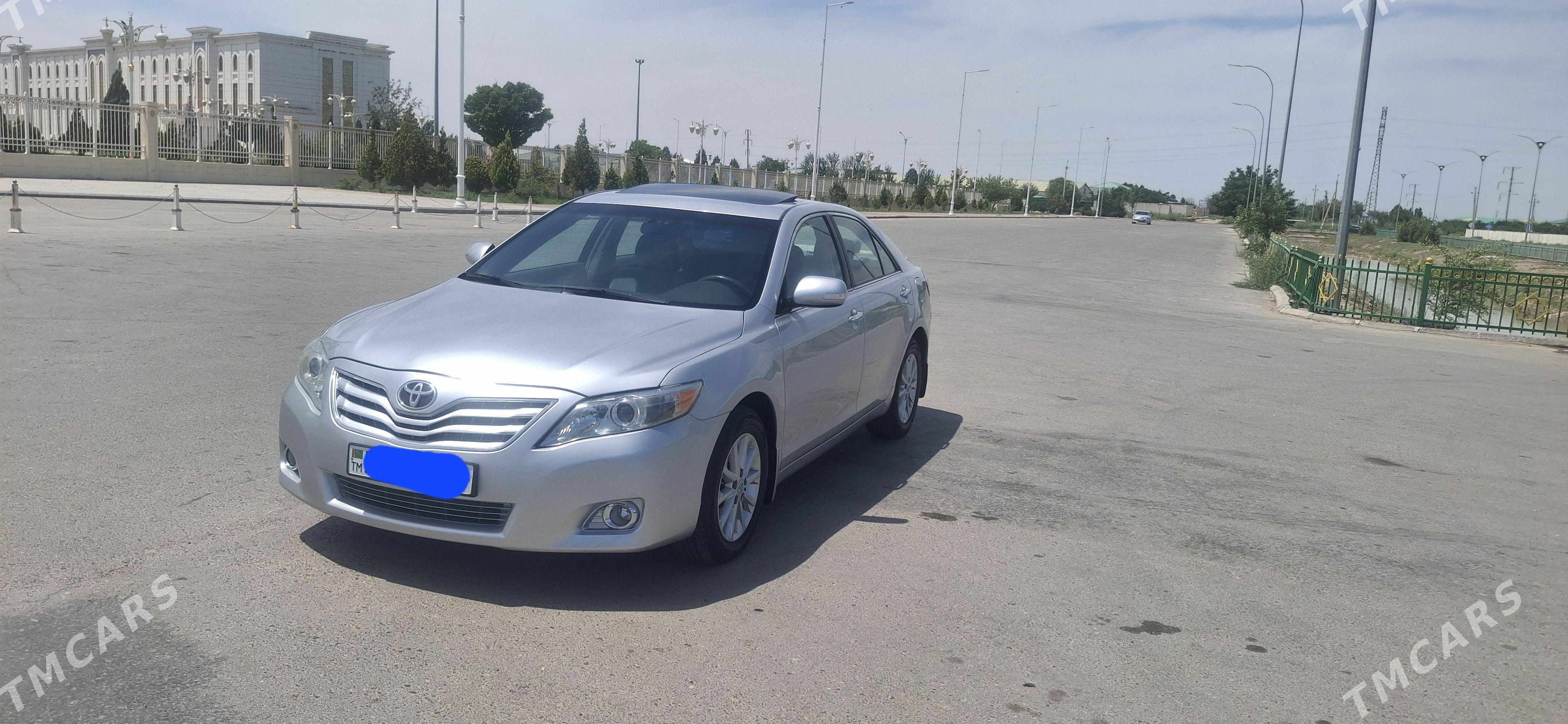 Toyota Camry 2010 - 255 000 TMT - Дашогуз - img 1