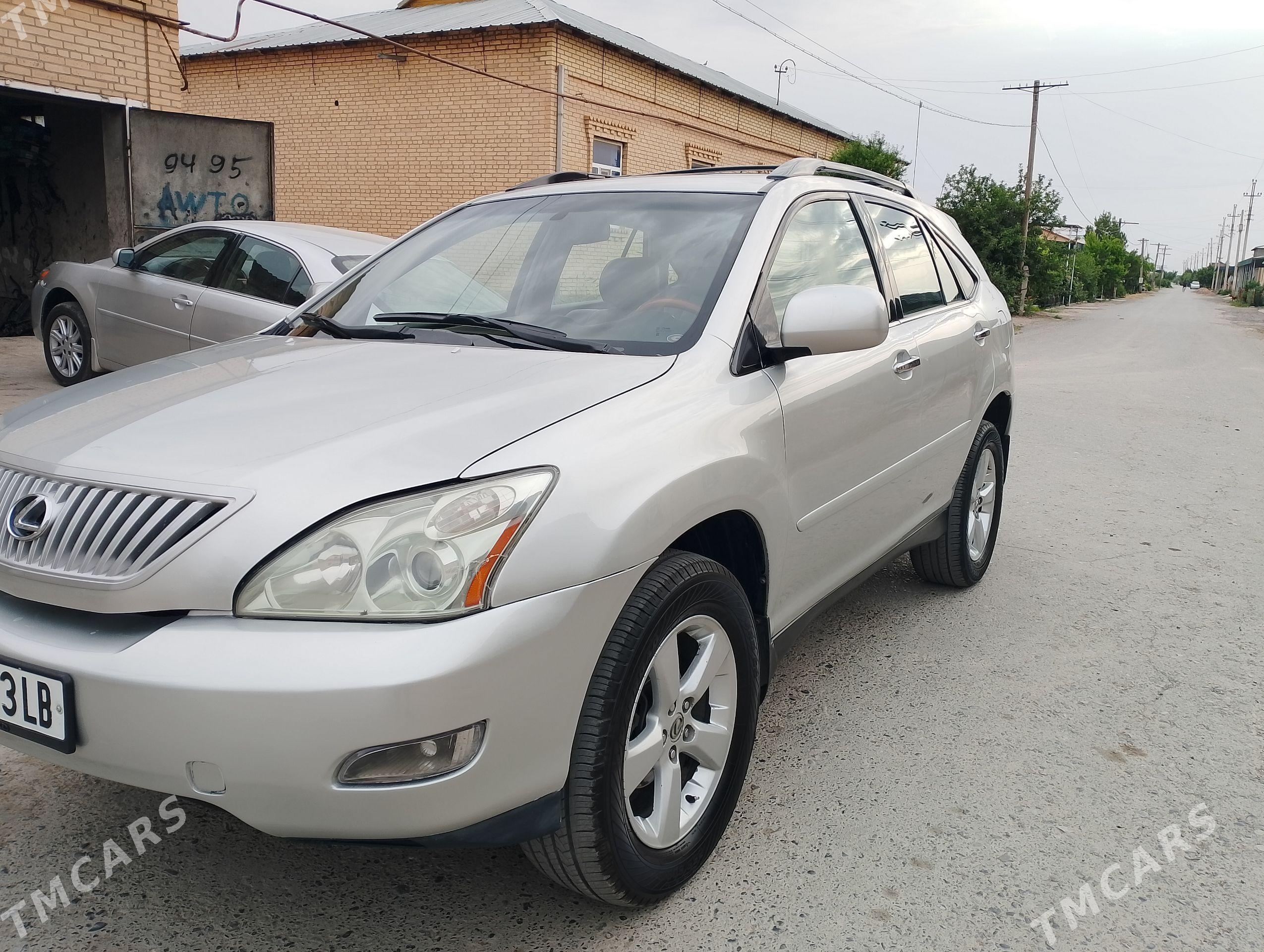 Lexus RX 330 2005 - 300 000 TMT - Дянев - img 1