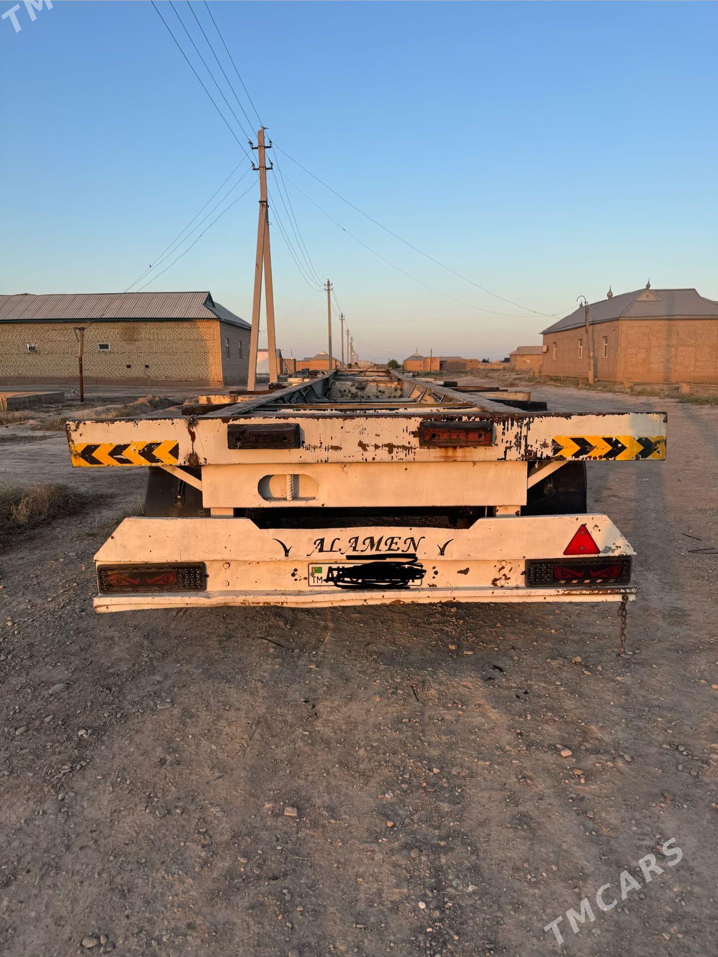 Kogel Euro Trailer 2004 - 180 000 TMT - Серахс - img 1