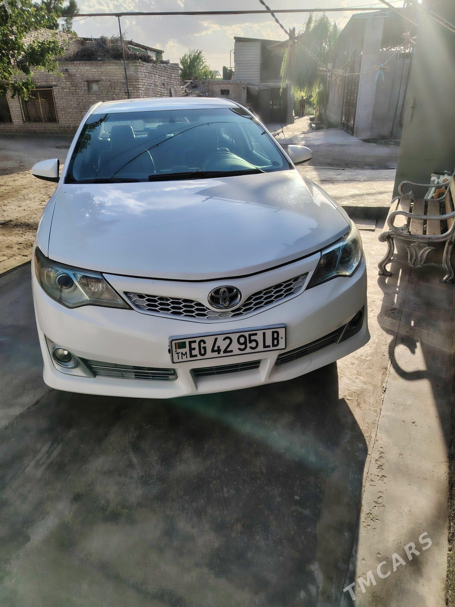 Toyota Camry 2014 - 255 000 TMT - Туркменабат - img 1