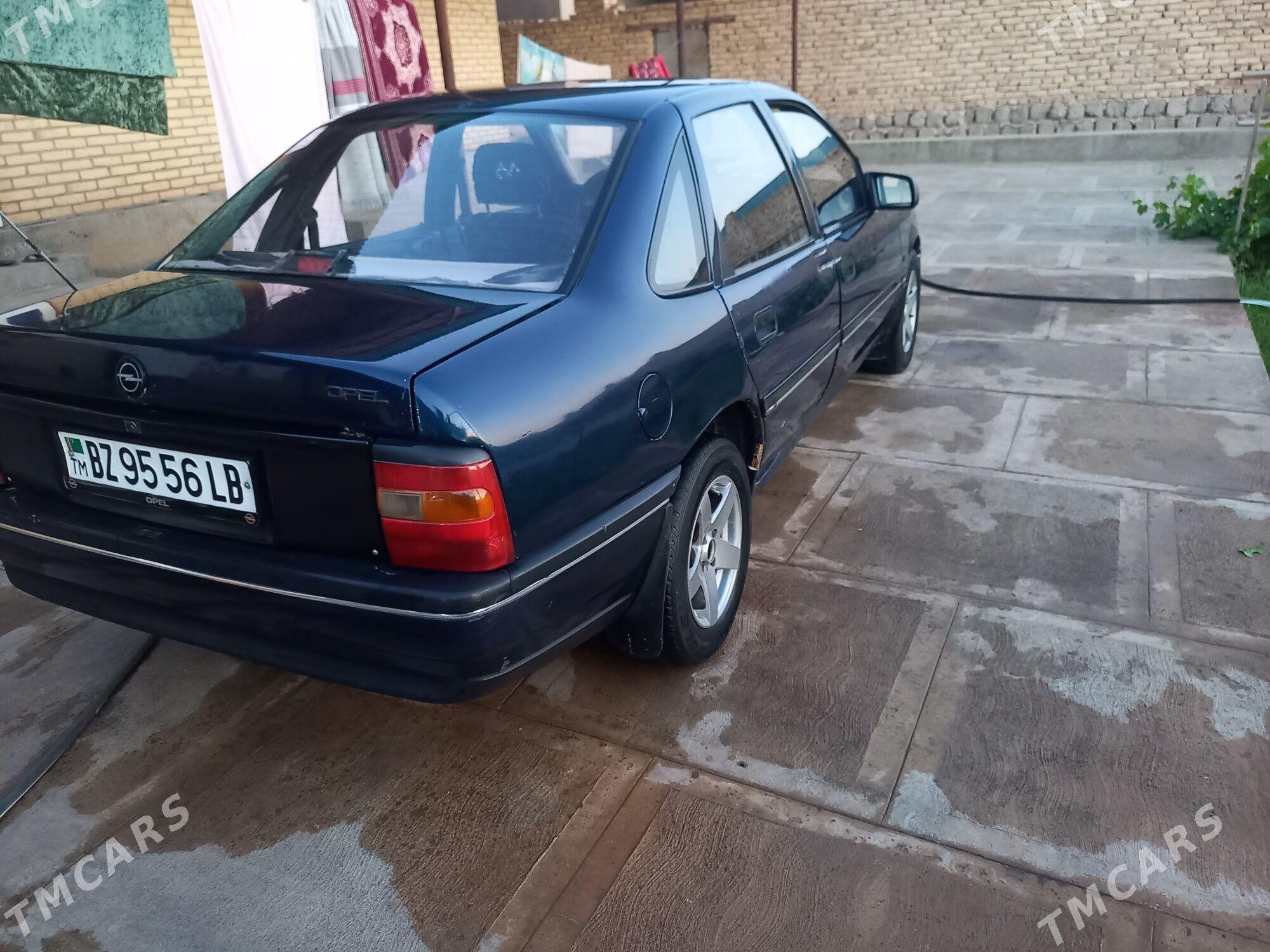 Opel Vectra 1992 - 40 000 TMT - Farap - img 1