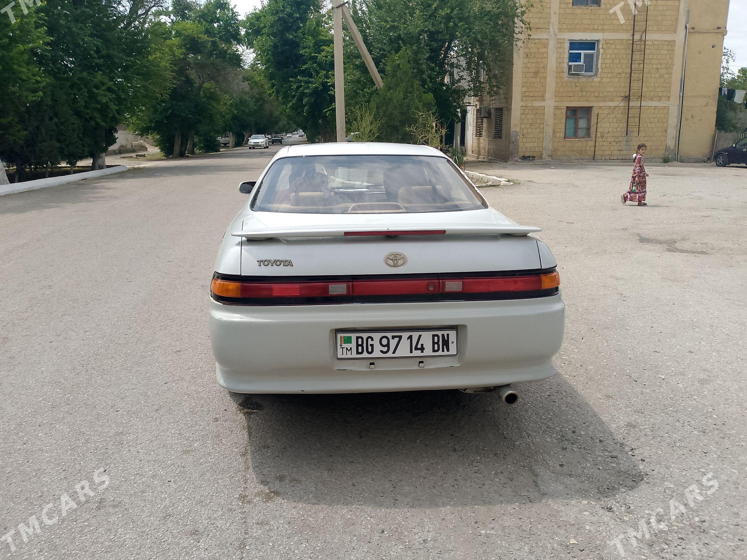 Toyota Mark II 1994 - 45 000 TMT - Гумдаг - img 1