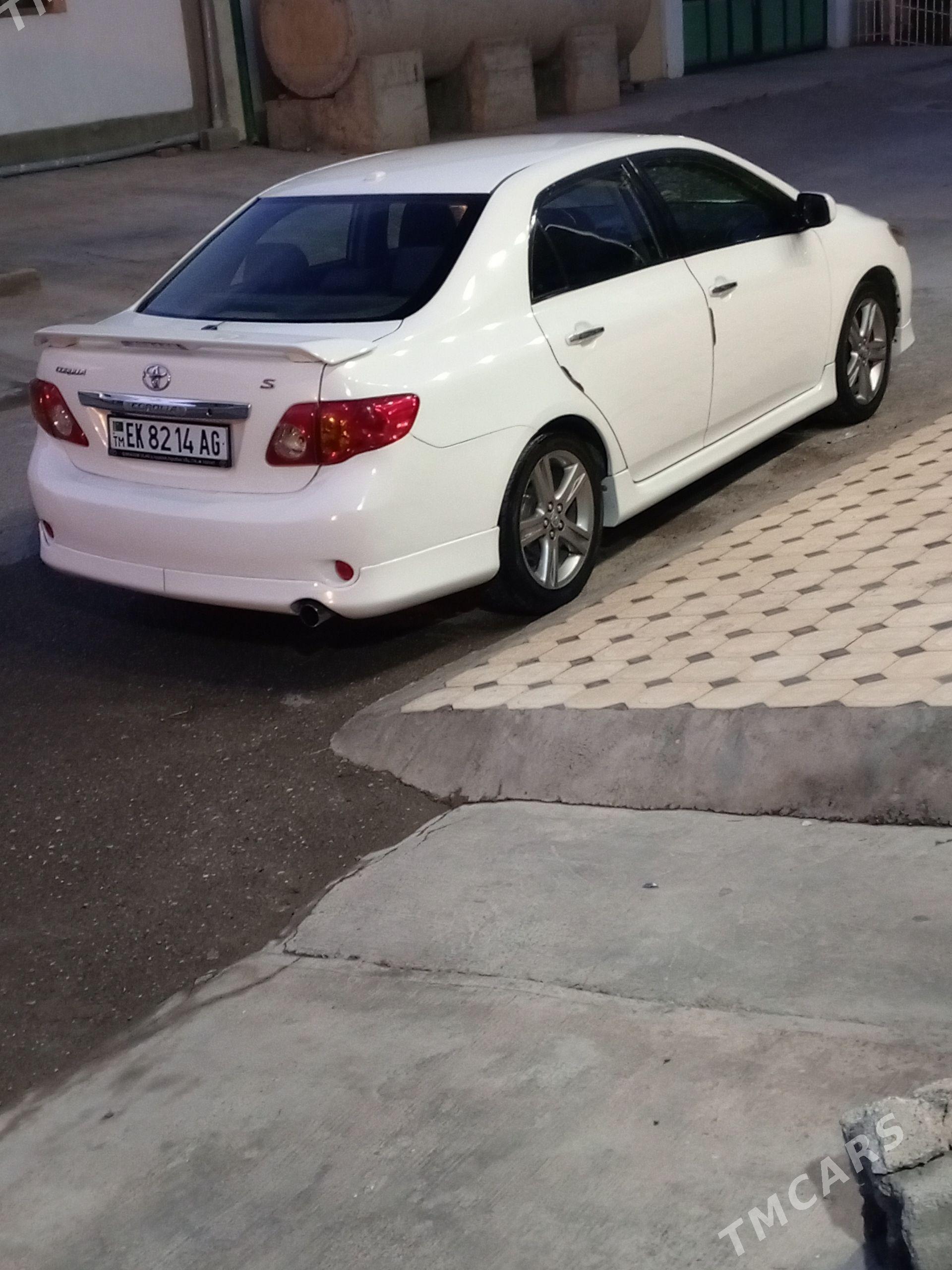 Toyota Corolla 2010 - 190 000 TMT - Aşgabat - img 1