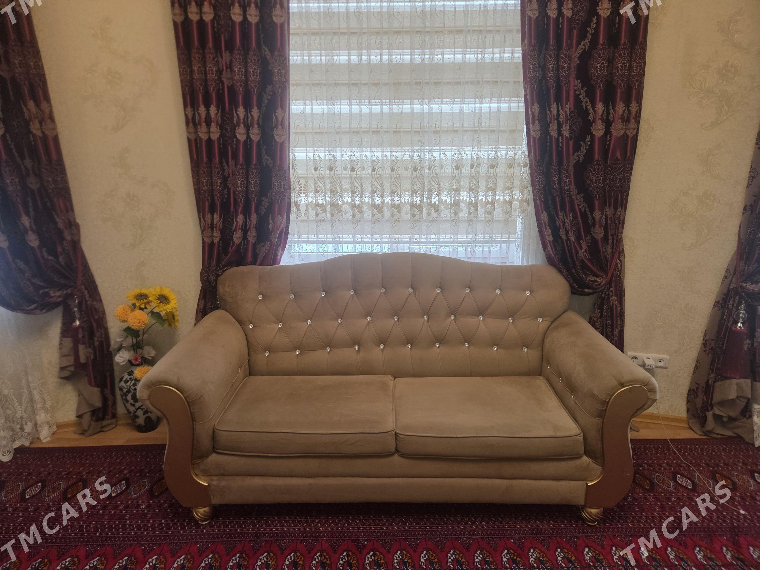 Diwan kreslo - 14-nji tapgyr (Sowhozny köç) - img 1