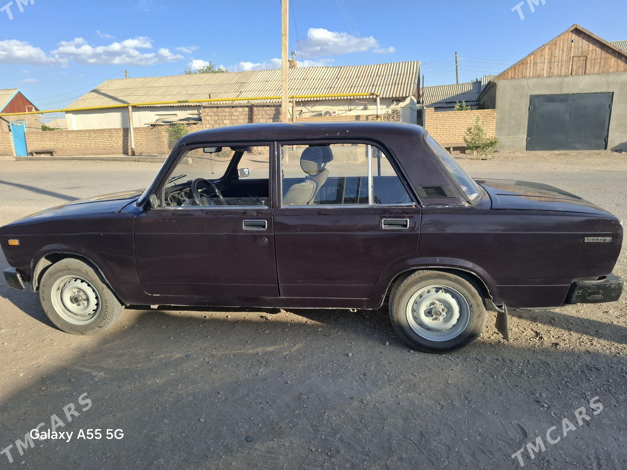 Lada 2105 2002 - 30 000 TMT - Гумдаг - img 1