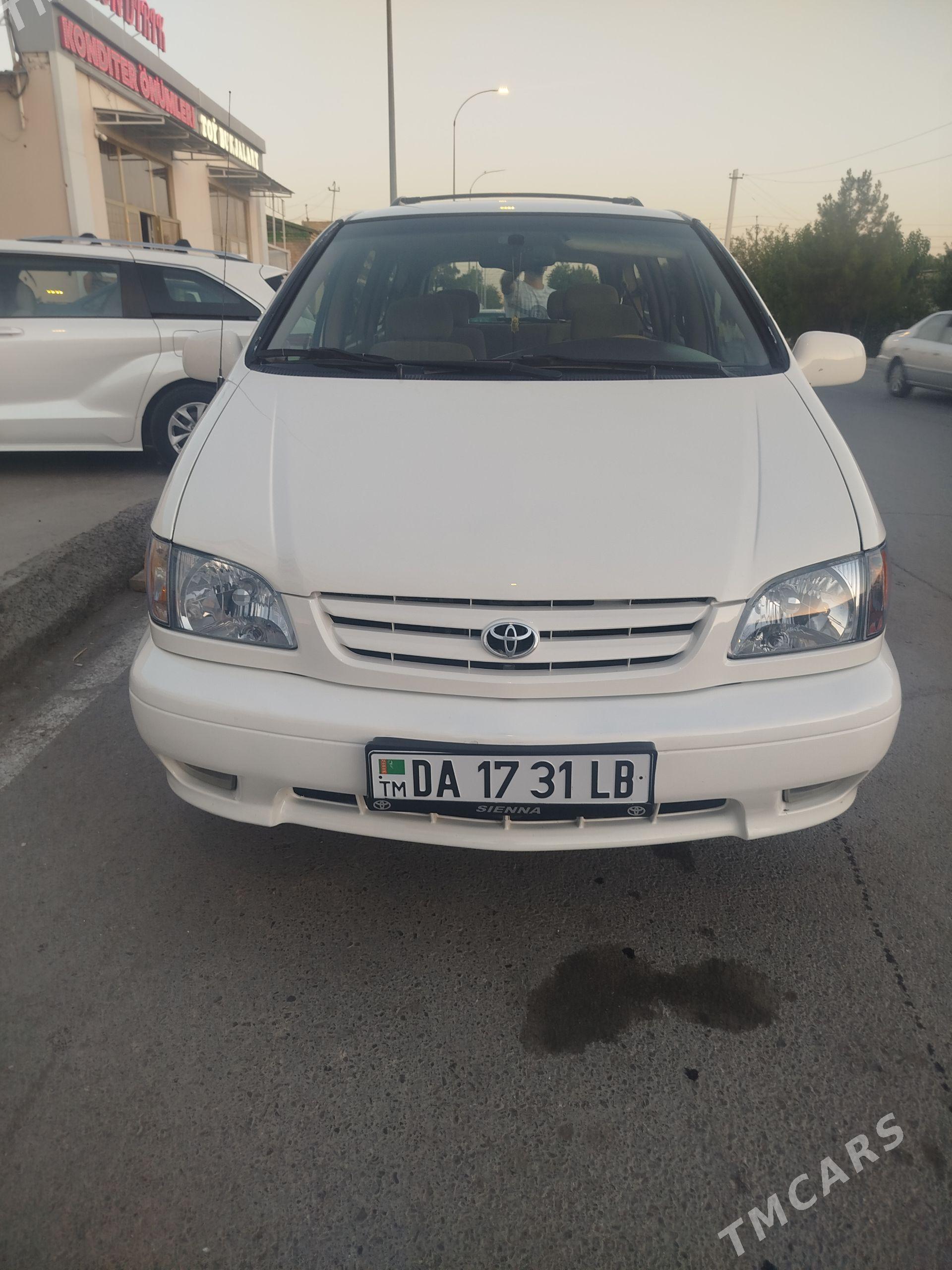 Toyota Sienna 2003 - 240 000 TMT - Türkmenabat - img 1