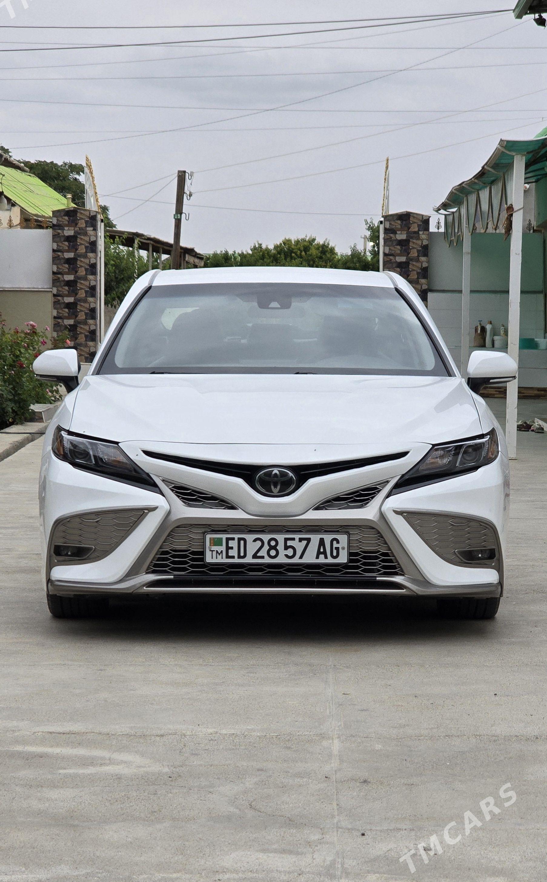 Toyota Camry 2021 - 345 000 TMT - Aşgabat - img 1