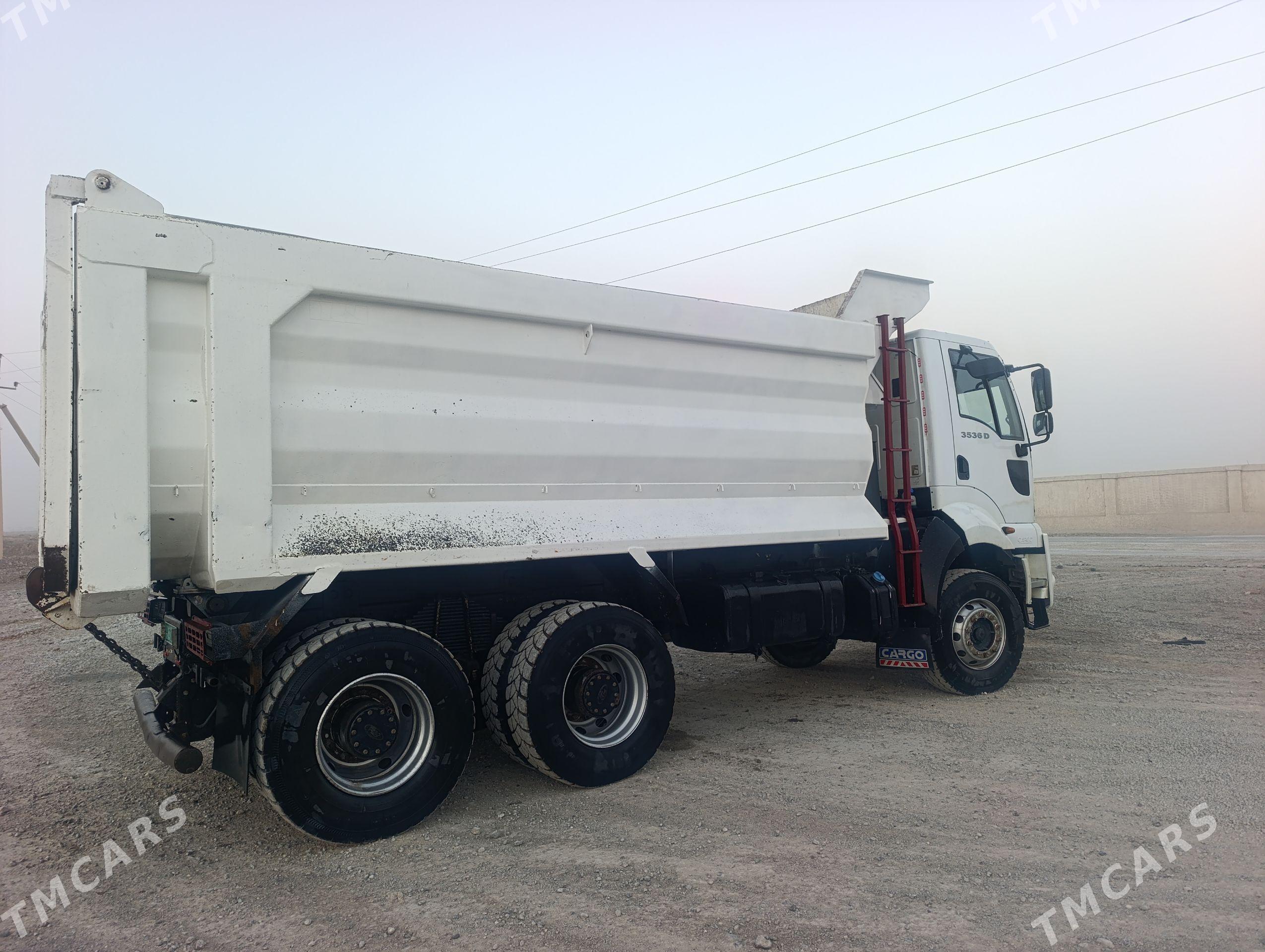 Ford Cargo 3535D 2014 - 699 000 TMT - Ашхабад - img 1
