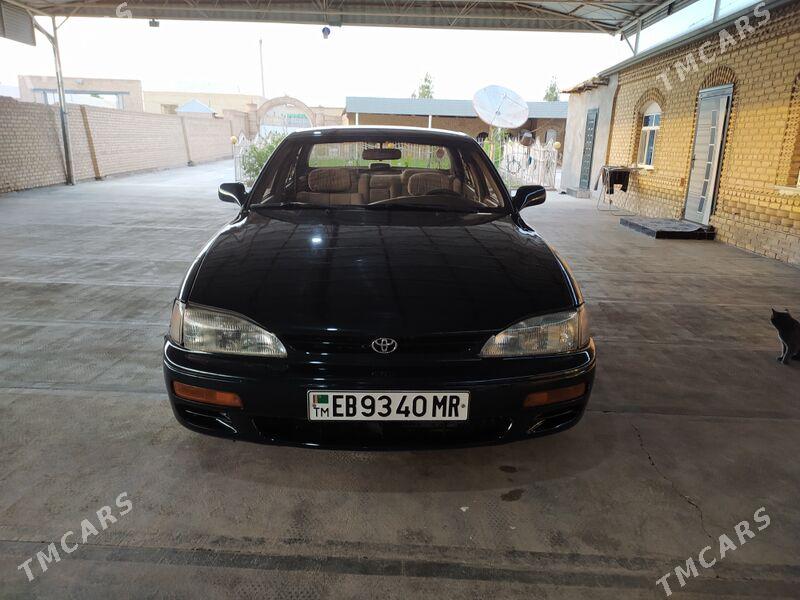 Toyota Camry 1995 - 136 000 TMT - Mary - img 1