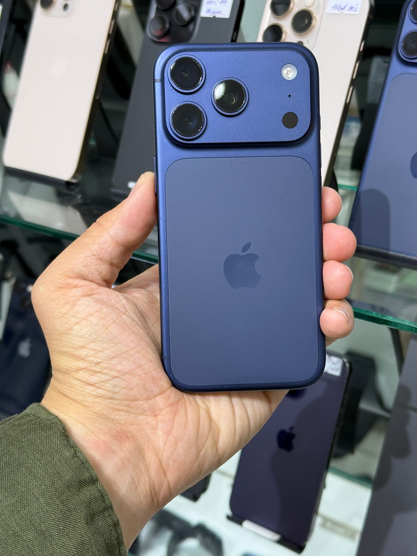 Iphone 17 pro - Ашхабад - img 1