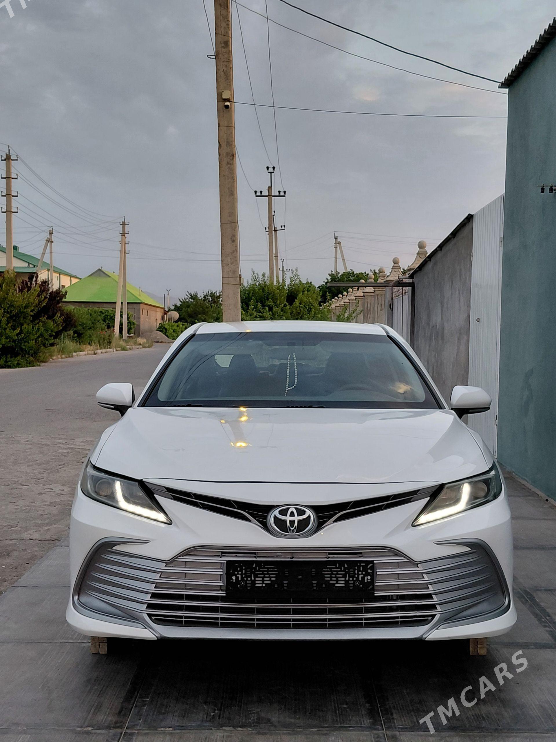 Toyota Camry 2021 - 260 000 TMT - Бузмеин - img 1
