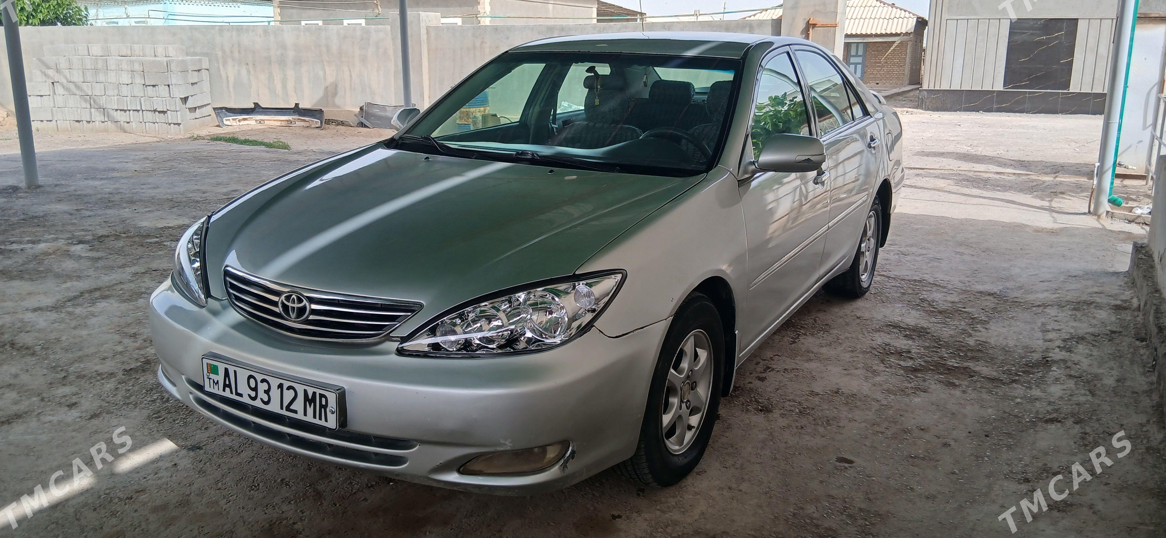 Toyota Camry 2004 - 160 000 TMT - Мургап - img 1