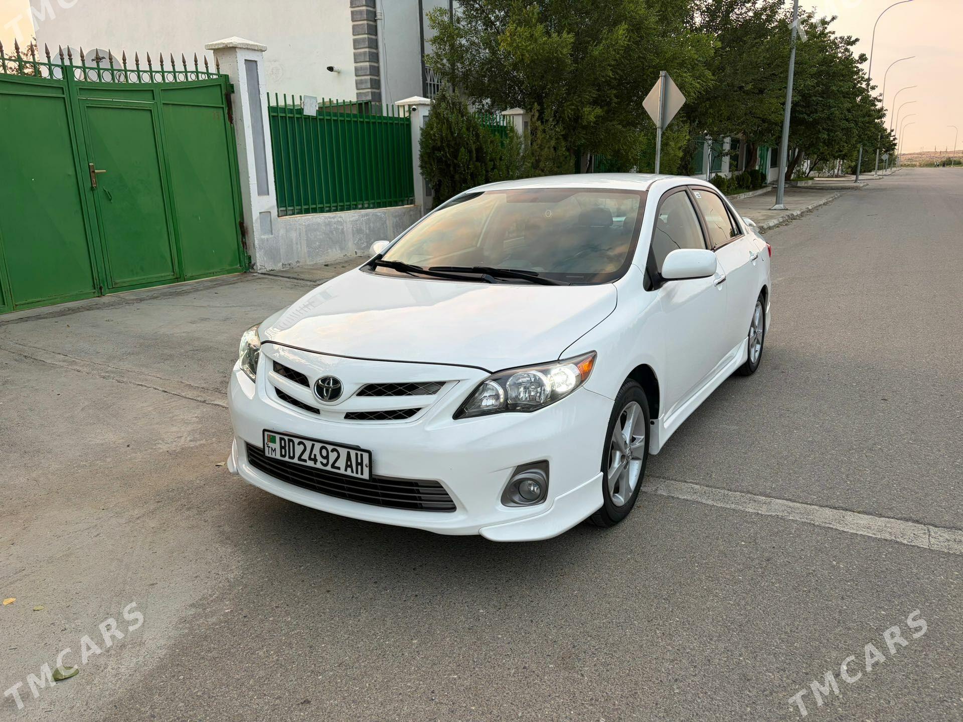 Toyota Corolla 2011 - 182 000 TMT - Aşgabat - img 1