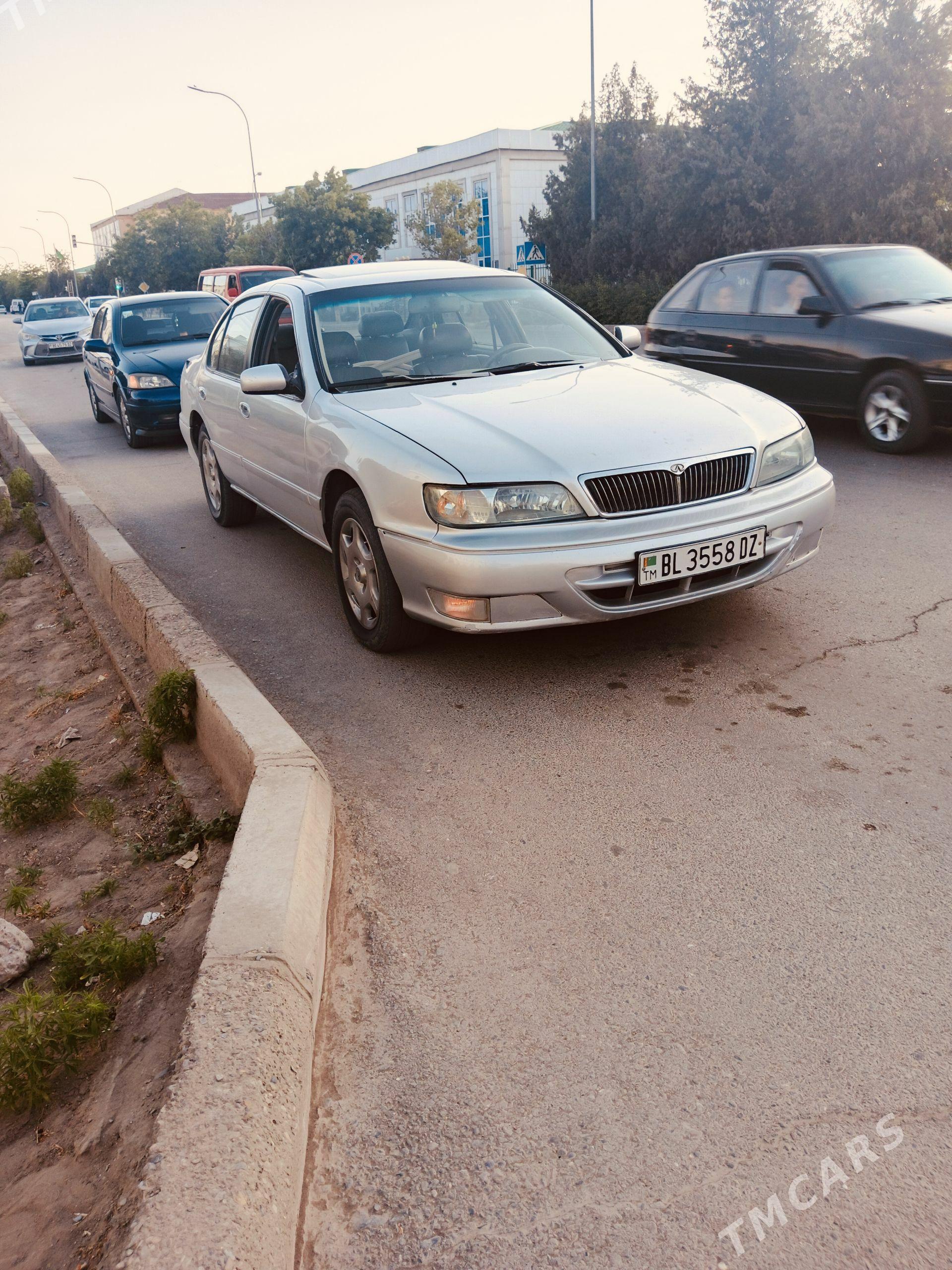 Infiniti I30 1998 - 84 000 TMT - Дашогуз - img 1