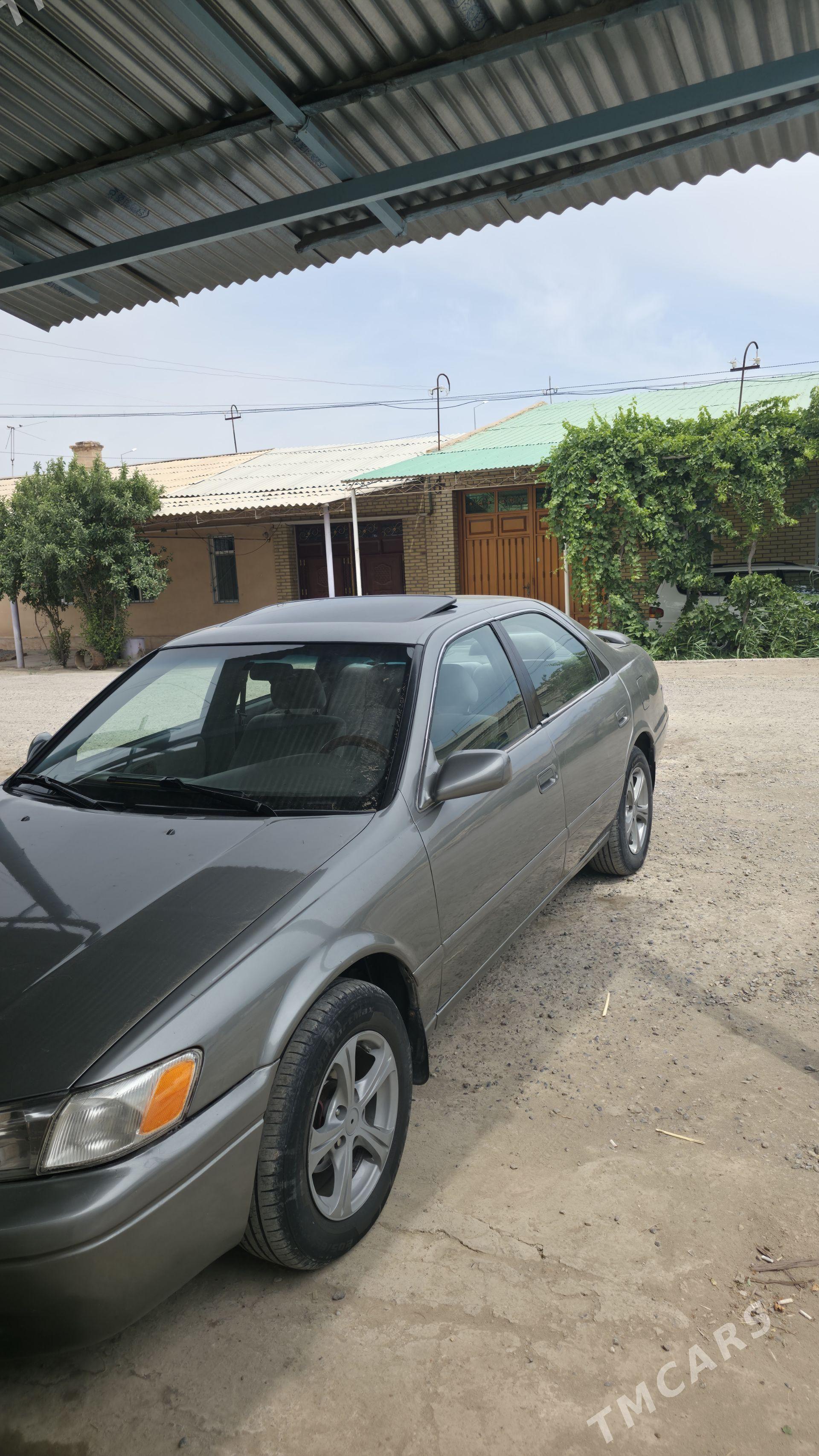 Toyota Camry 1998 - 150 000 TMT - Dänew - img 1
