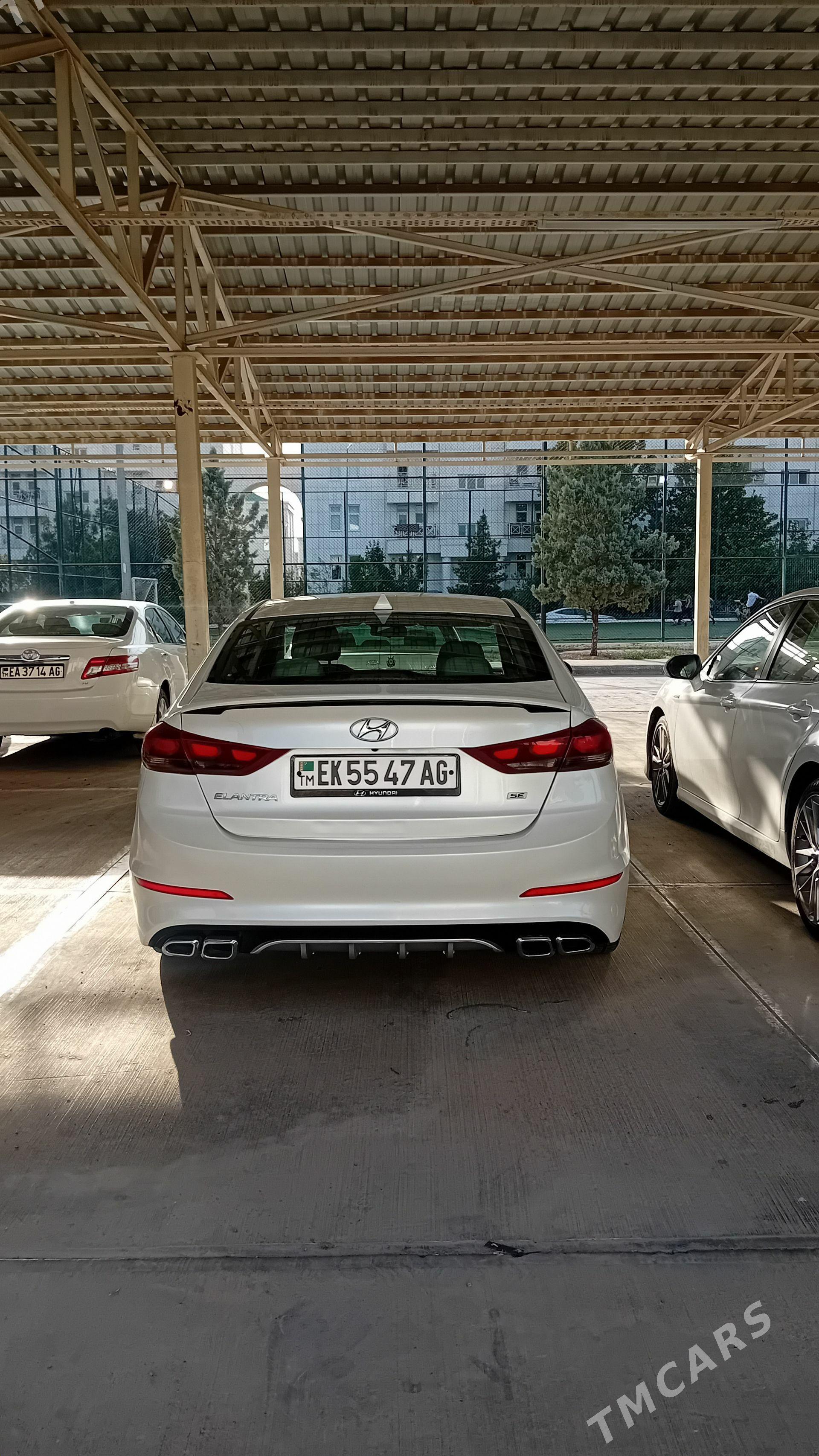Hyundai Elantra 2016 - 195 000 TMT - Кëши - img 1