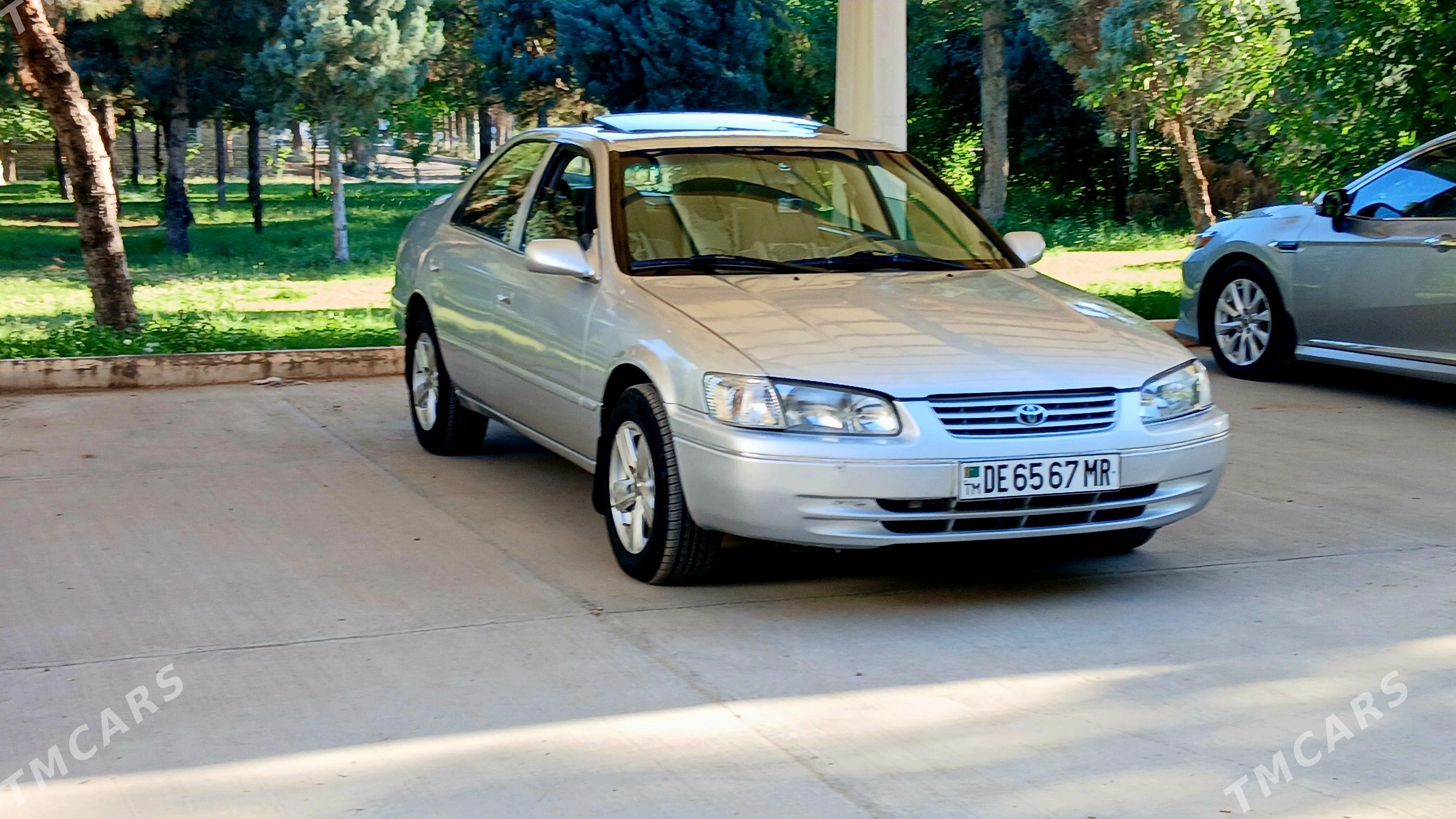 Toyota Camry 1999 - 145 000 TMT - Мары - img 1