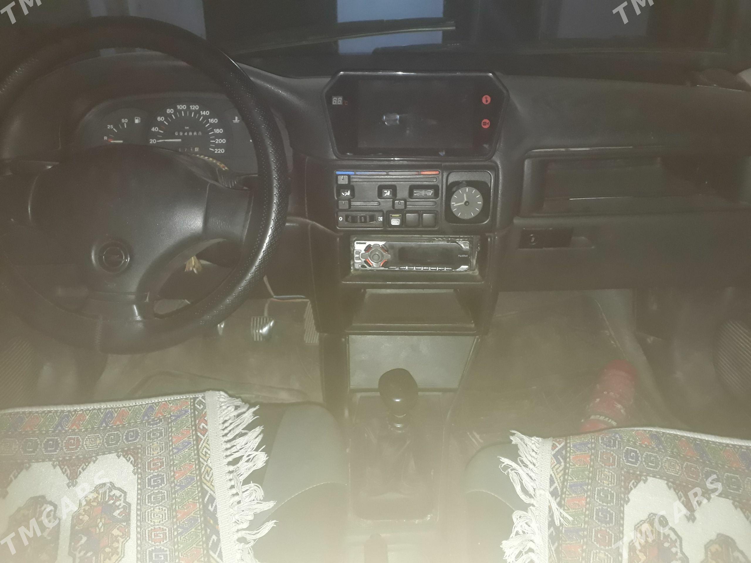 Opel Vectra 1991 - 35 000 TMT - Çärjew - img 1