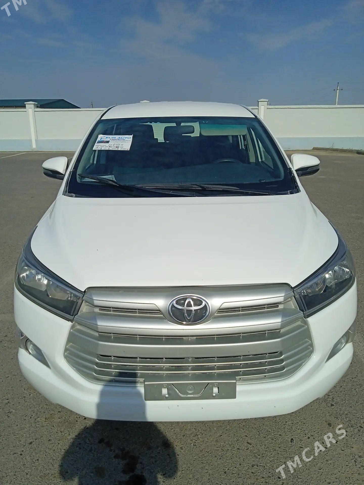 Toyota Innova 2021 - 270 000 TMT - Kerki - img 1