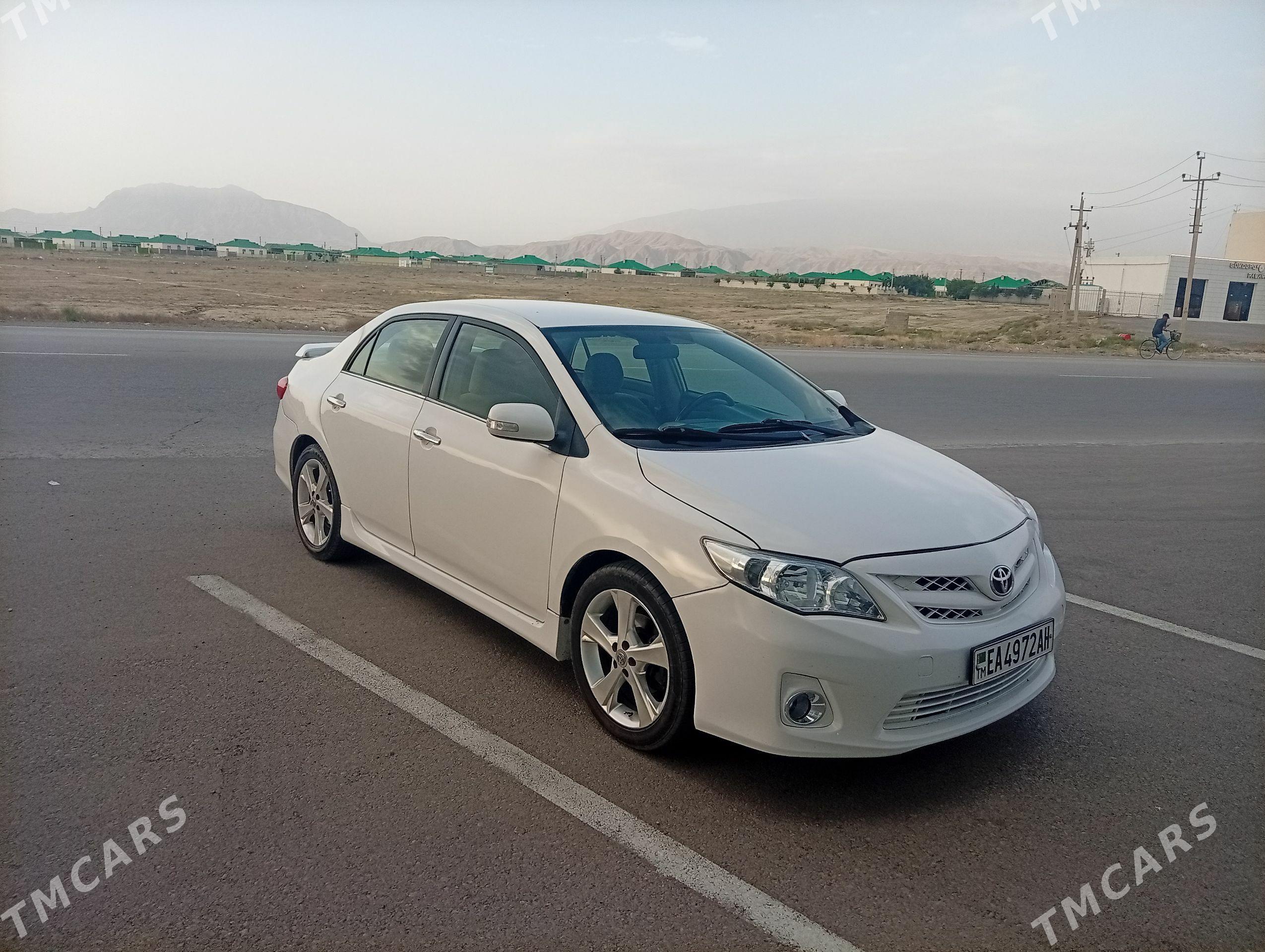 Toyota Corolla 2012 - 153 000 TMT - Bäherden - img 1