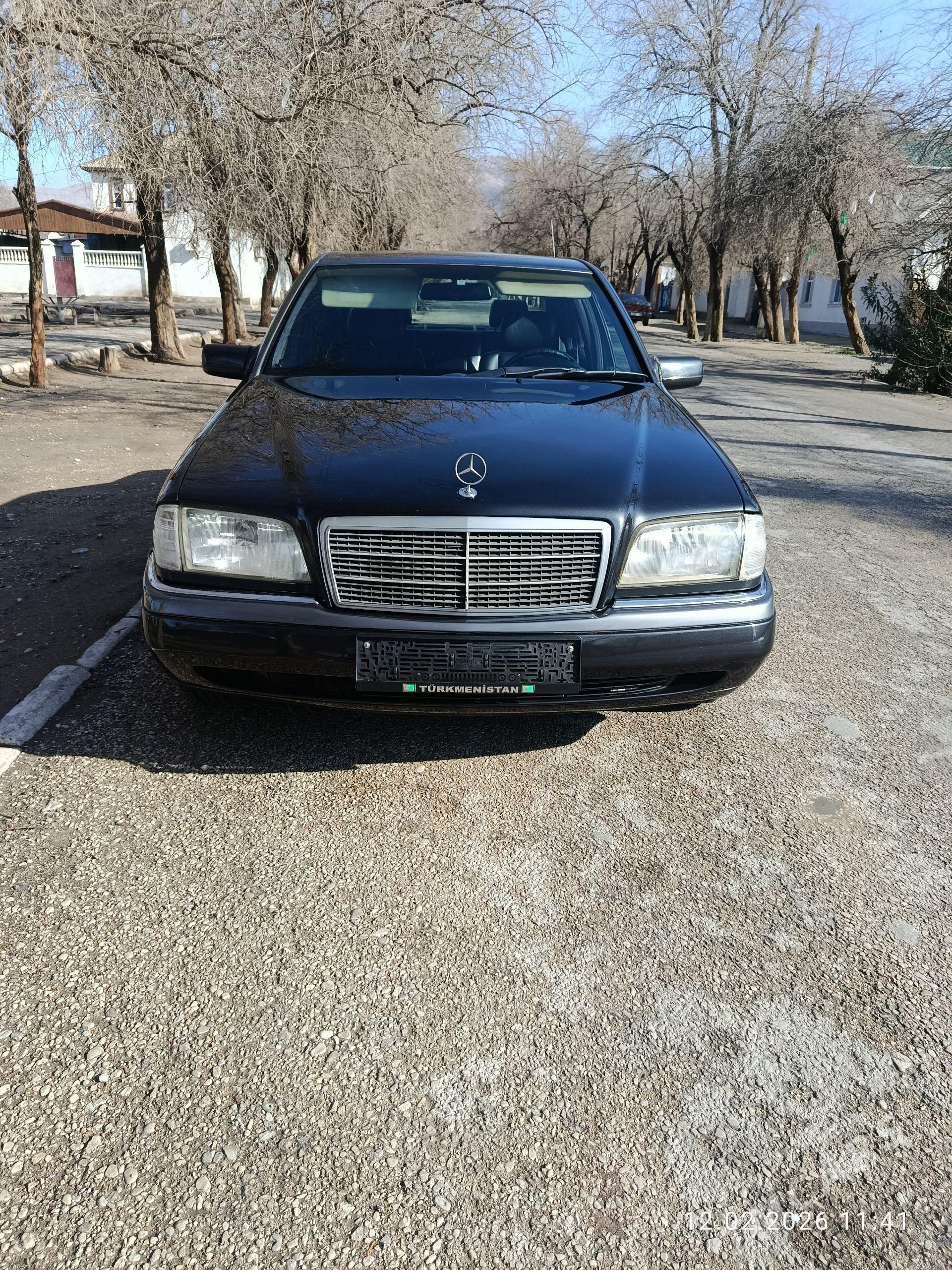 Mercedes-Benz C-Class 1994 - 60 000 TMT - Балканабат - img 1