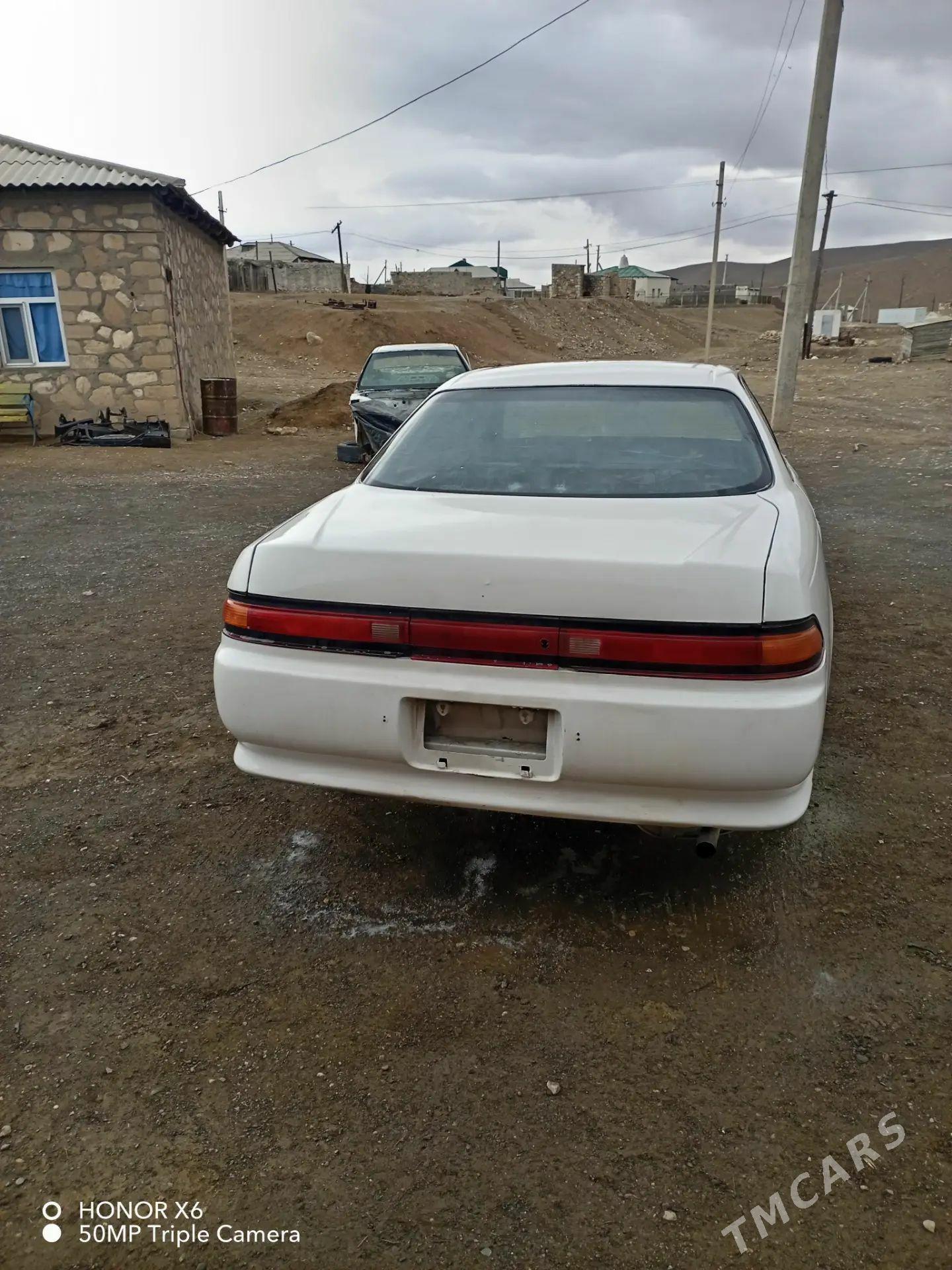 Toyota Mark II 1994 - 36 000 TMT - Балканабат - img 1