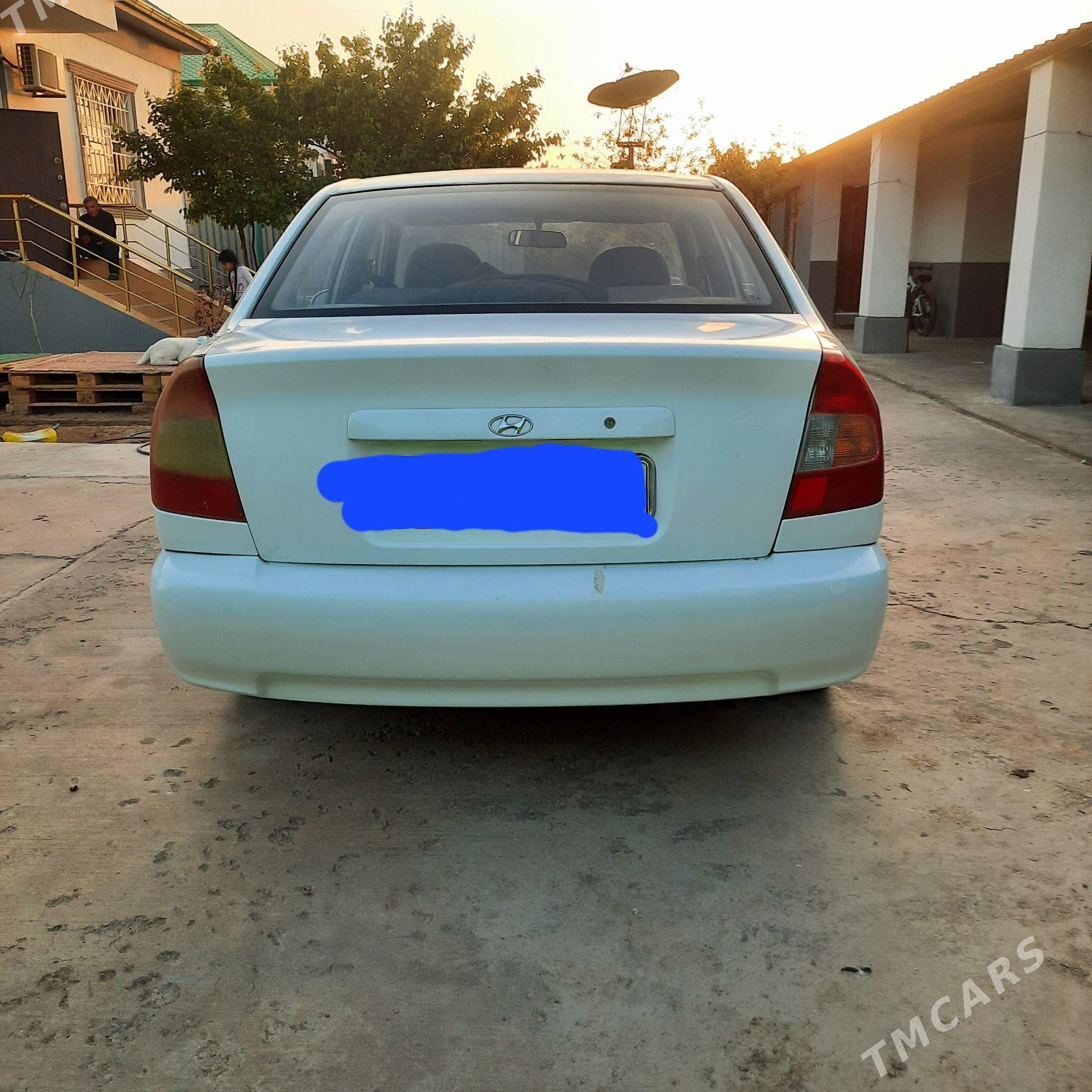 Hyundai Accent 2000 - 60 000 TMT - Täze zaman - img 1