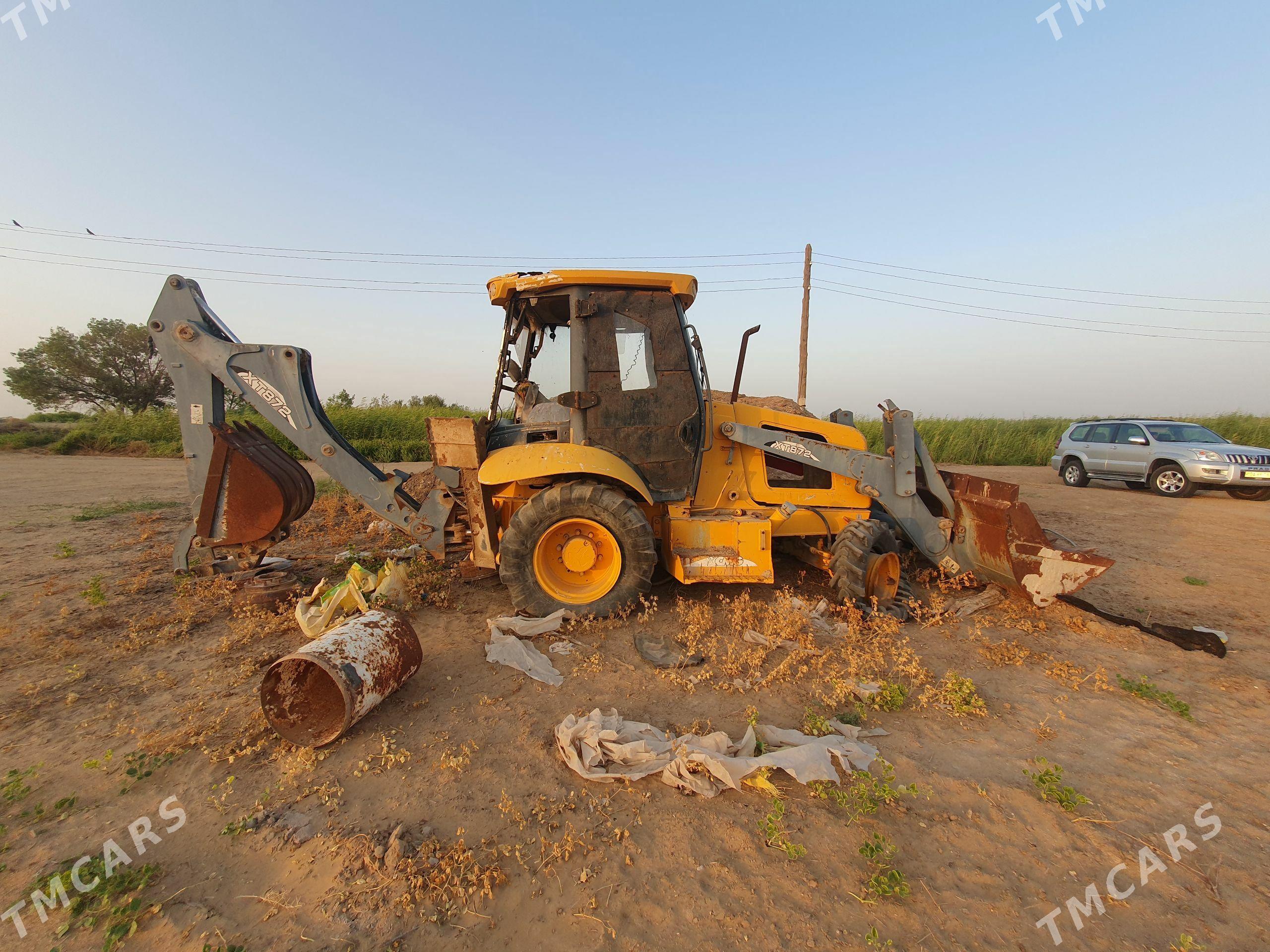JCB 3CX ECO 2010 - 130 000 TMT - Мары - img 1